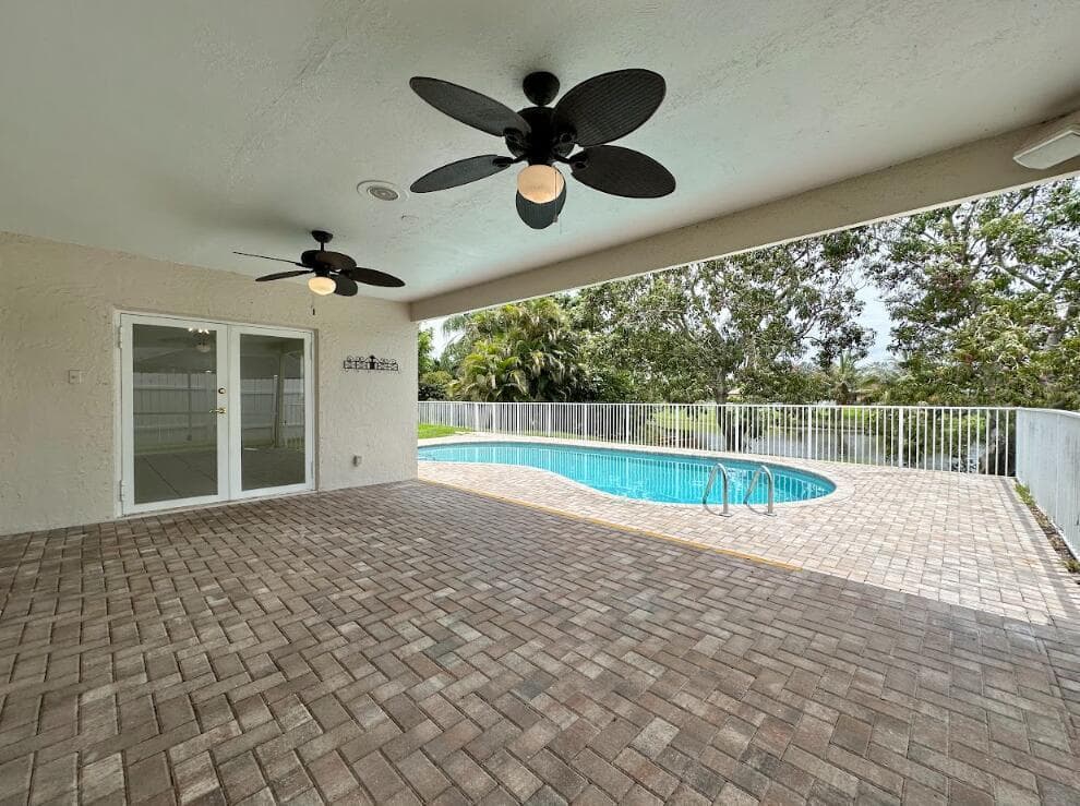 1292 Essex Drive photo 20