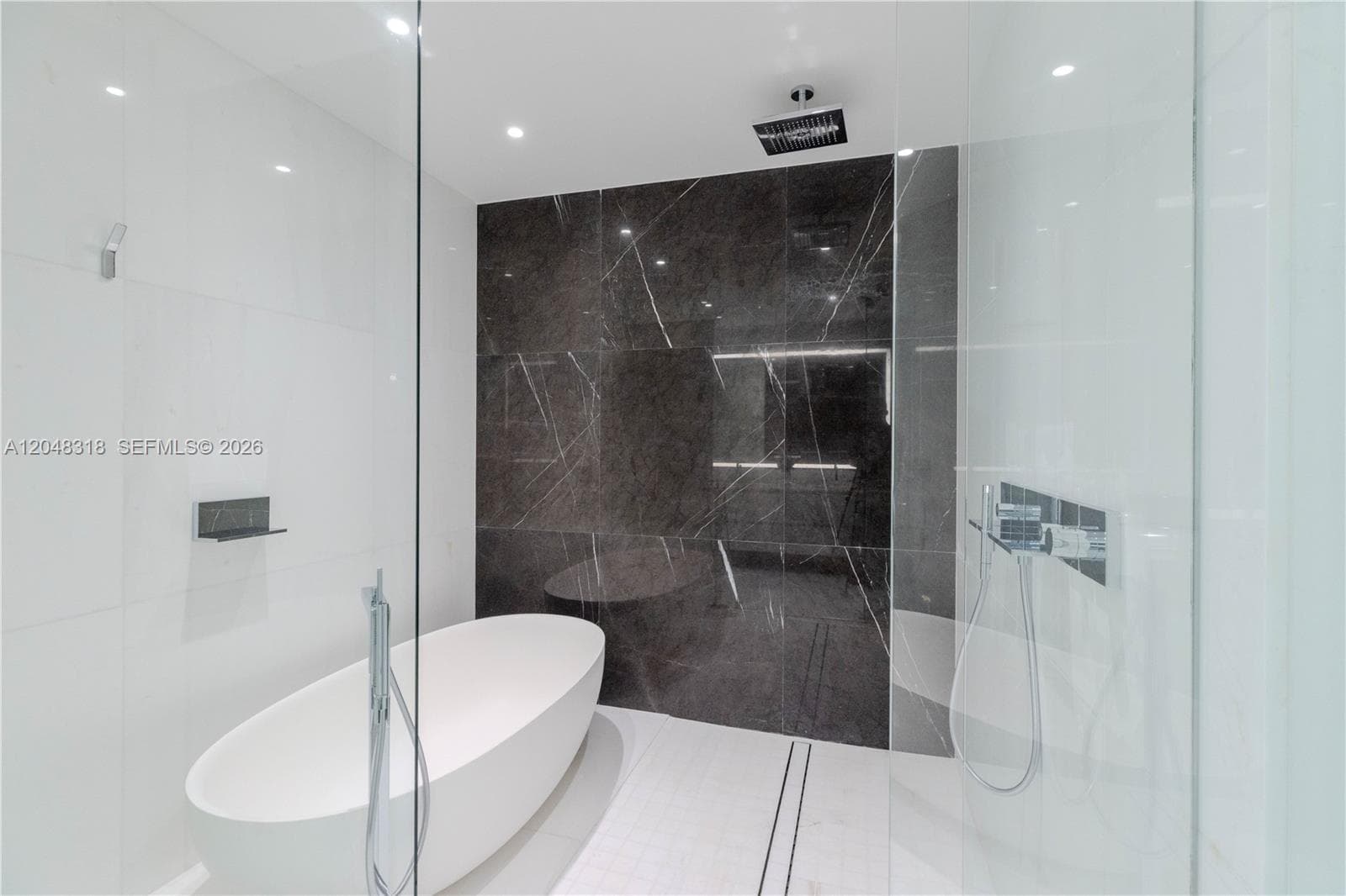 300 Biscayne Boulevard Way 2702E photo 16