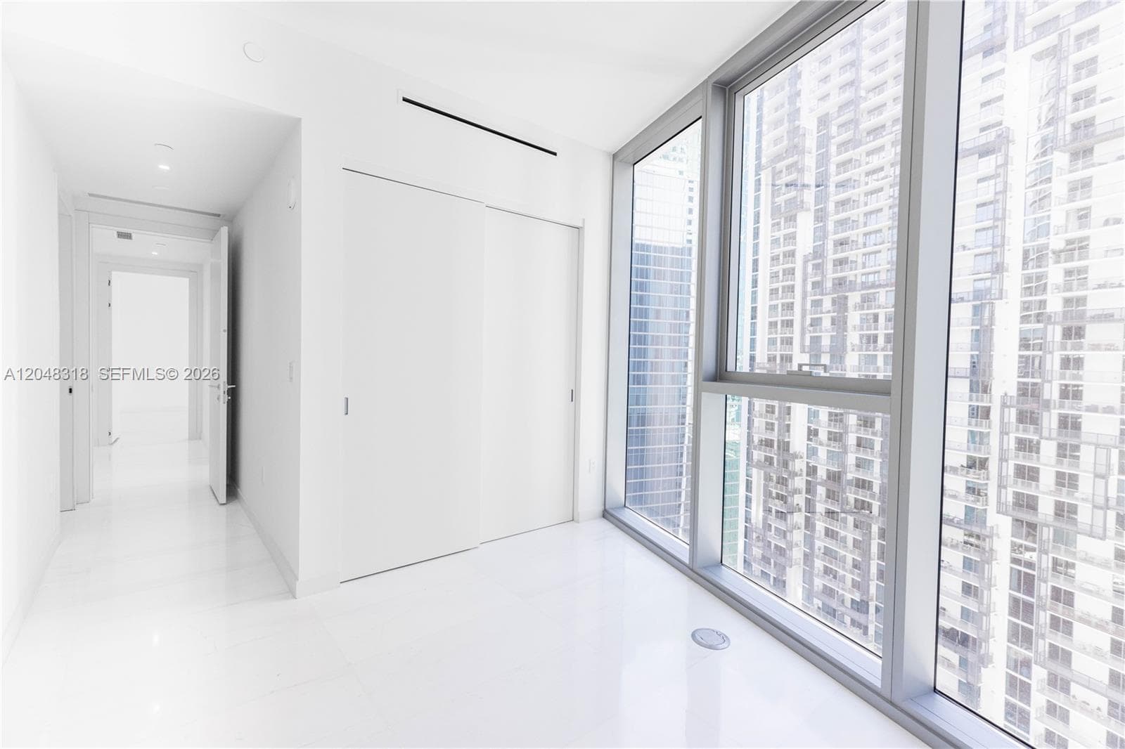 300 Biscayne Boulevard Way 2702E photo 24