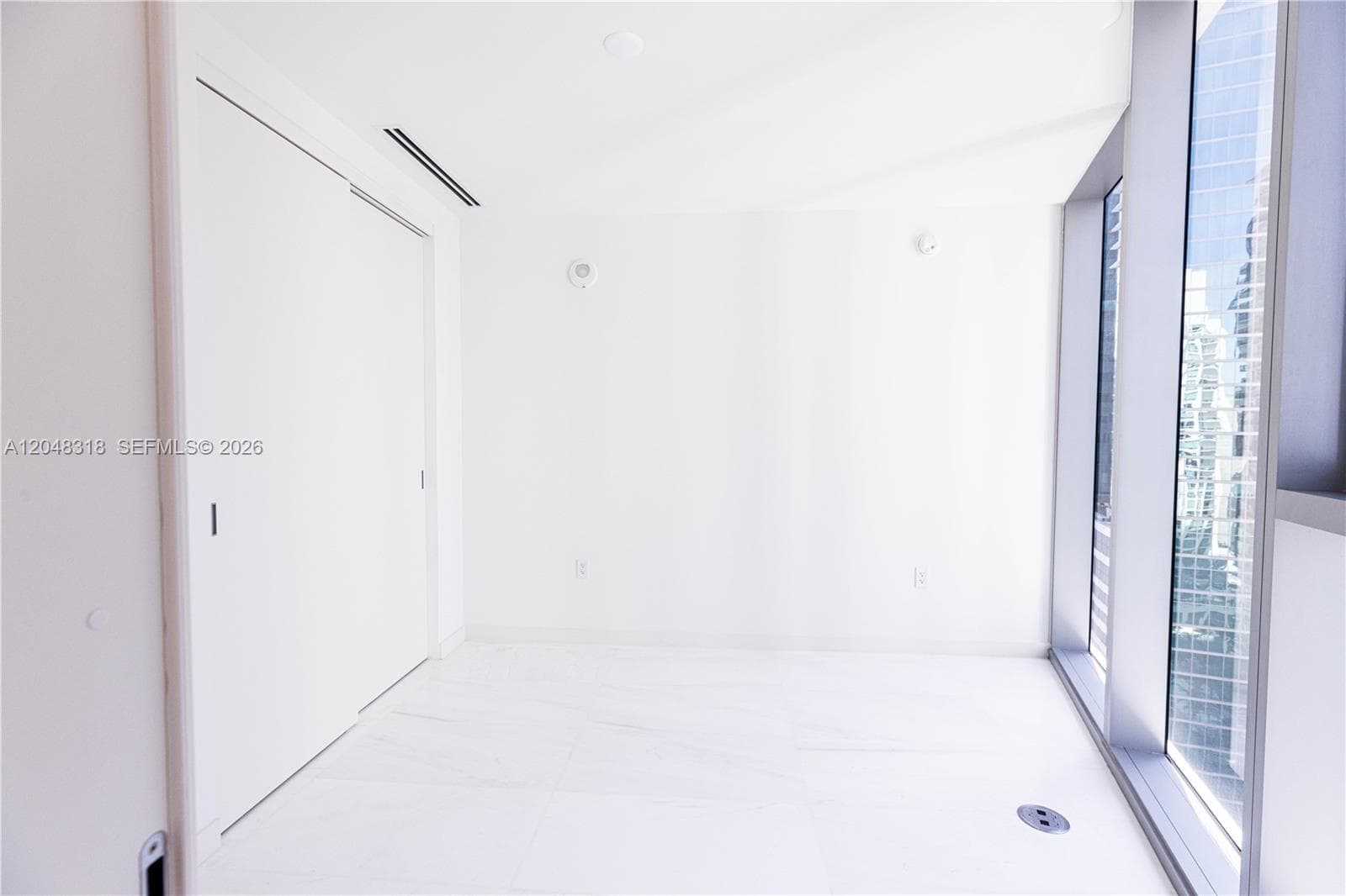 300 Biscayne Boulevard Way 2702E photo 19