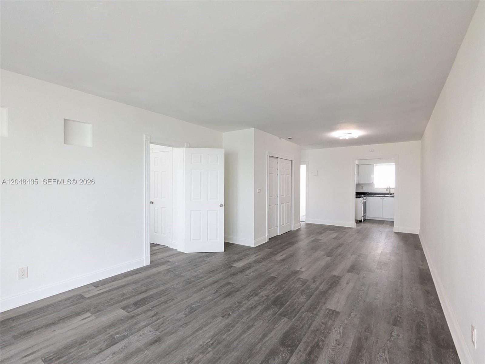 7815 Crespi Blvd 1 photo 15