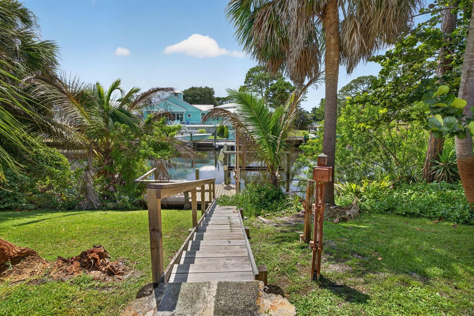 1362 SW Knollwood Drive photo 24