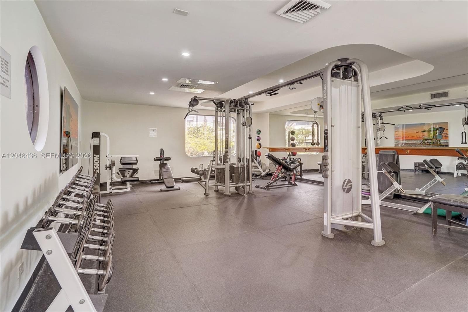 20191 E Country Club Dr 802 photo 24