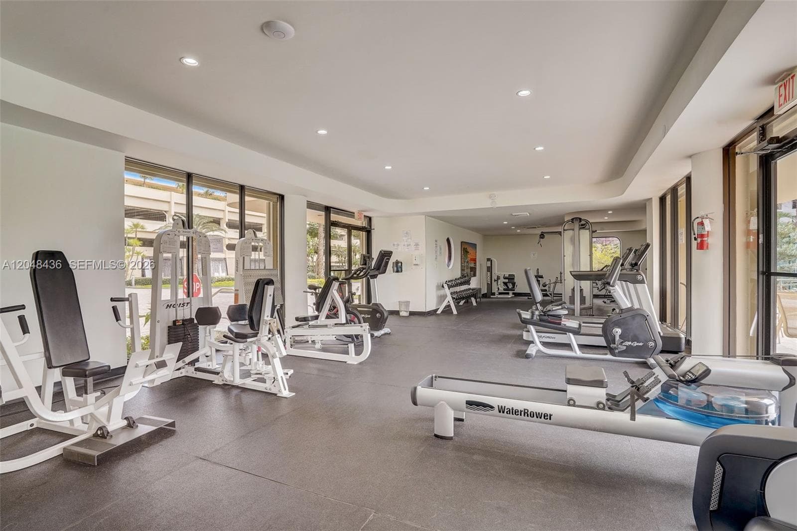 20191 E Country Club Dr 802 photo 25