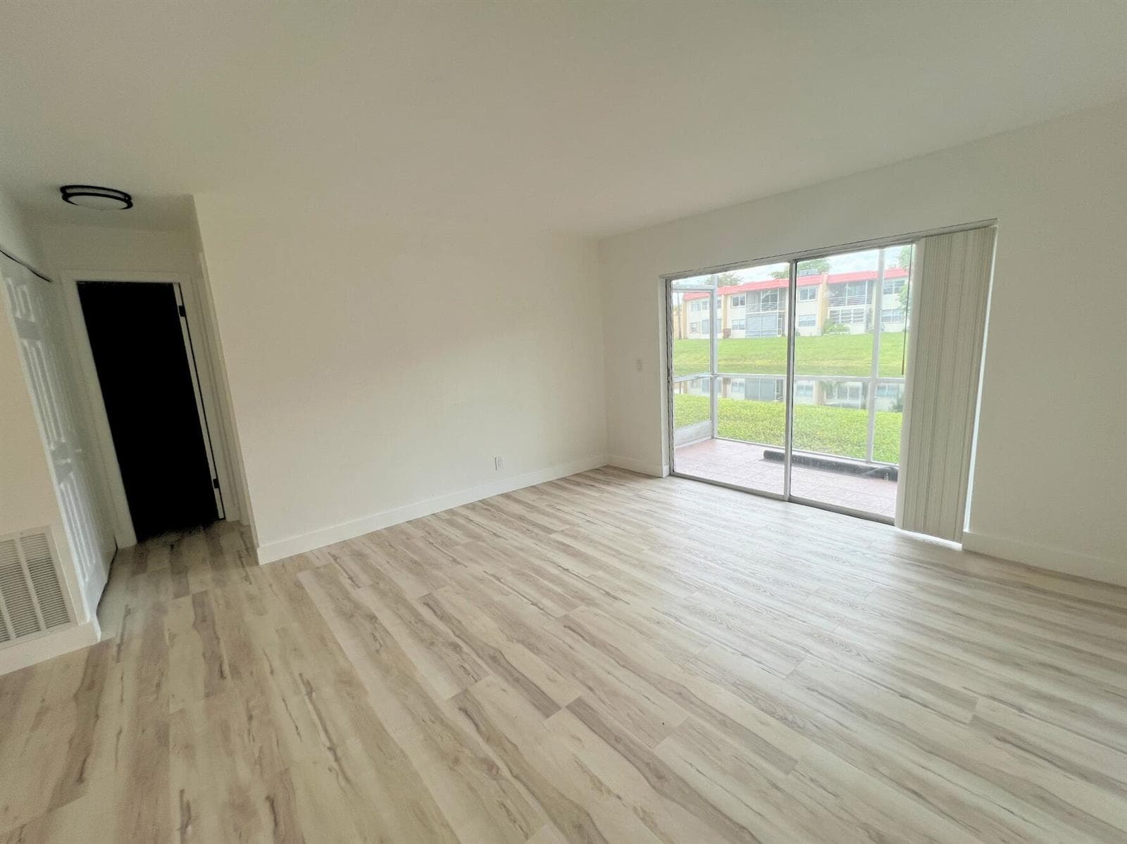 463 Lake Frances Drive 463 photo 6