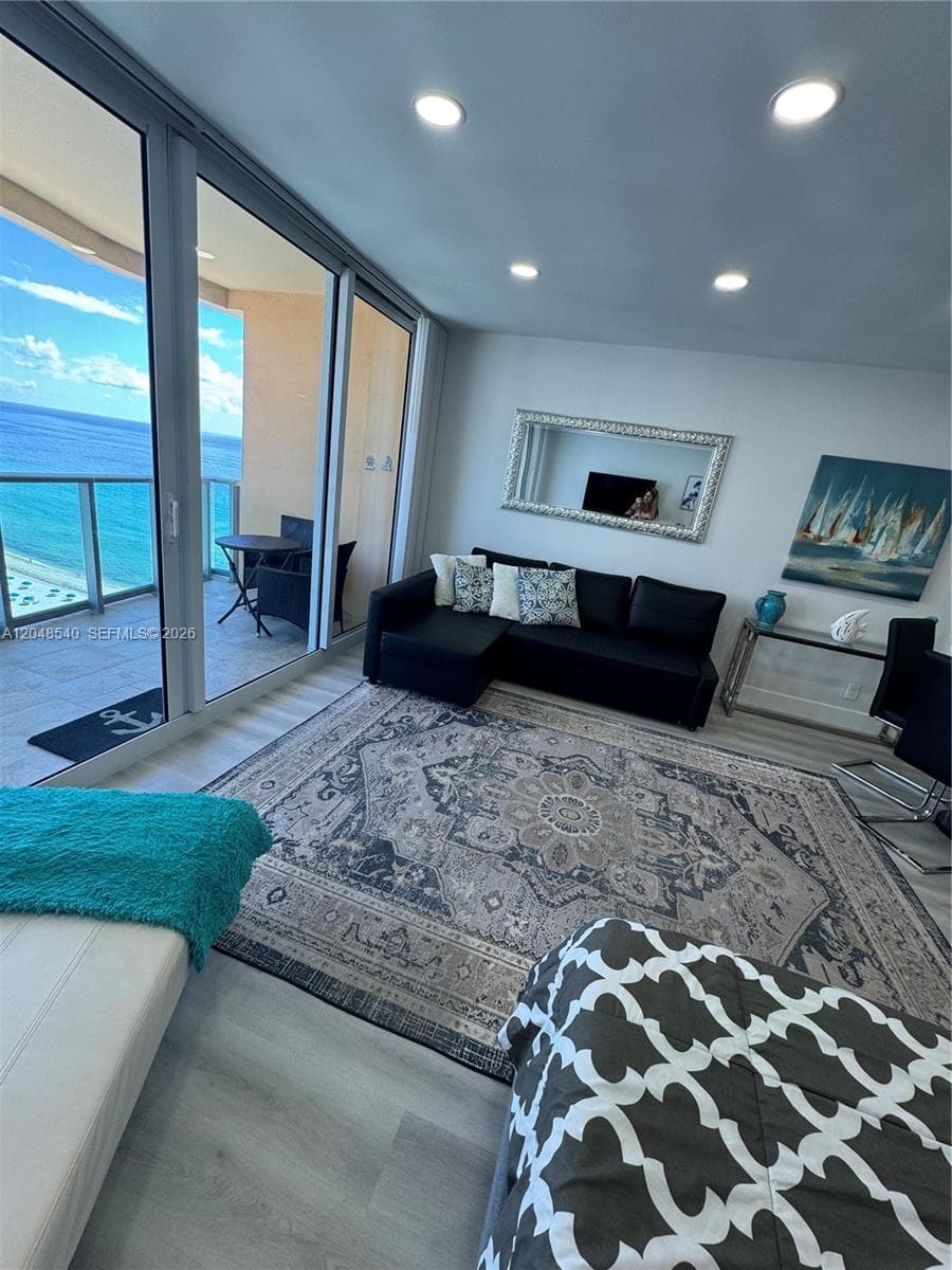 2501 S Ocean Dr PH05 photo 16