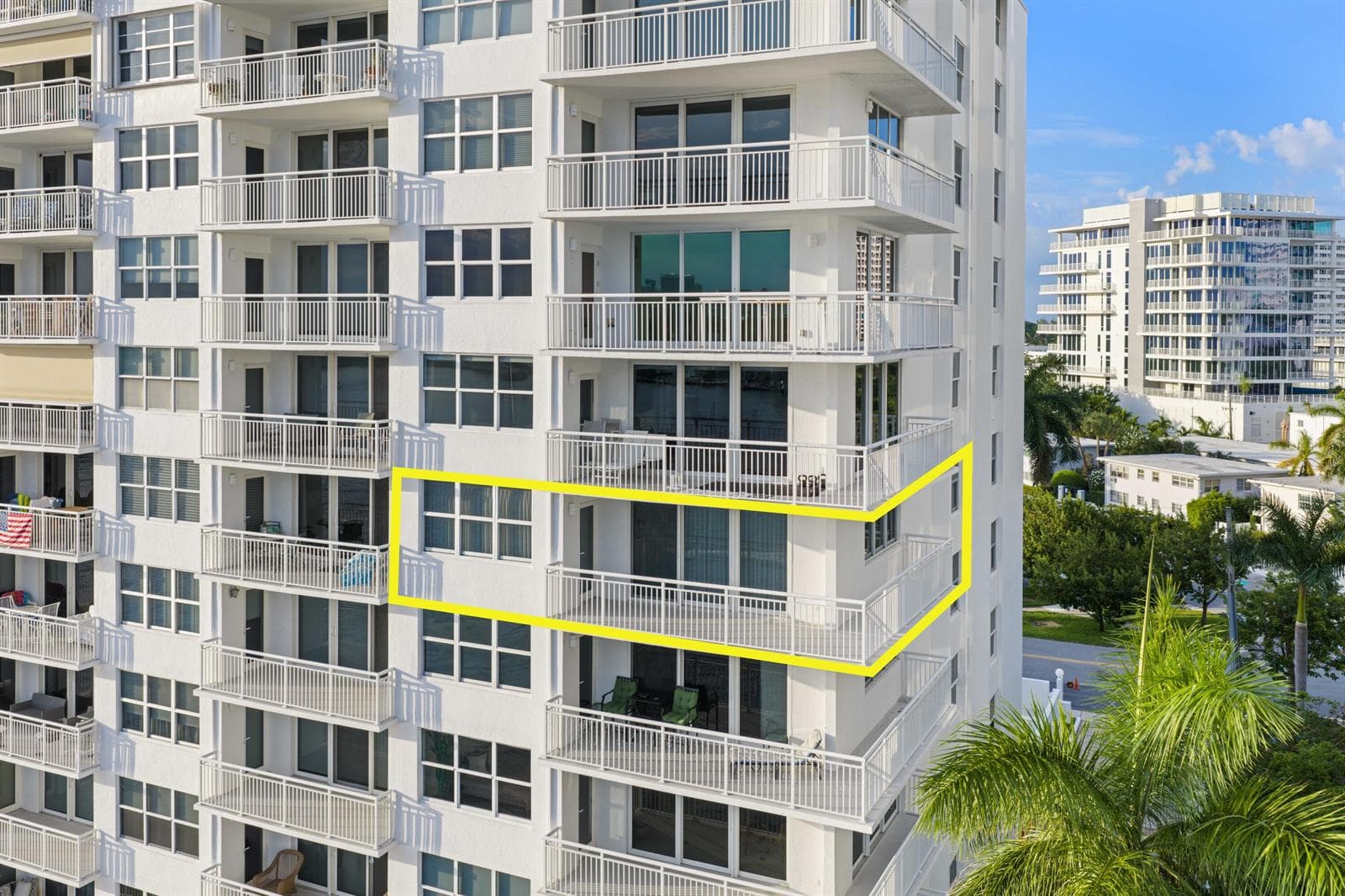 511 Bayshore Drive 401 photo 6