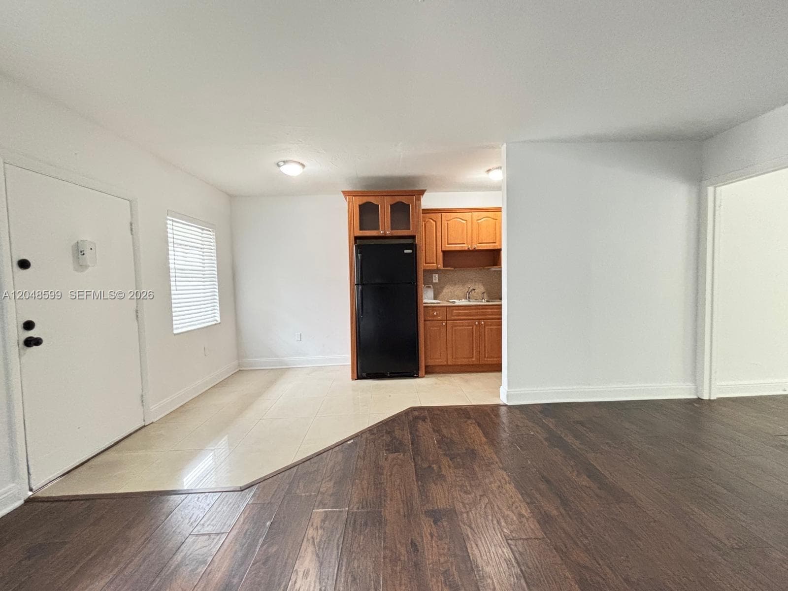 1860 Venice Park Dr 110 photo 2