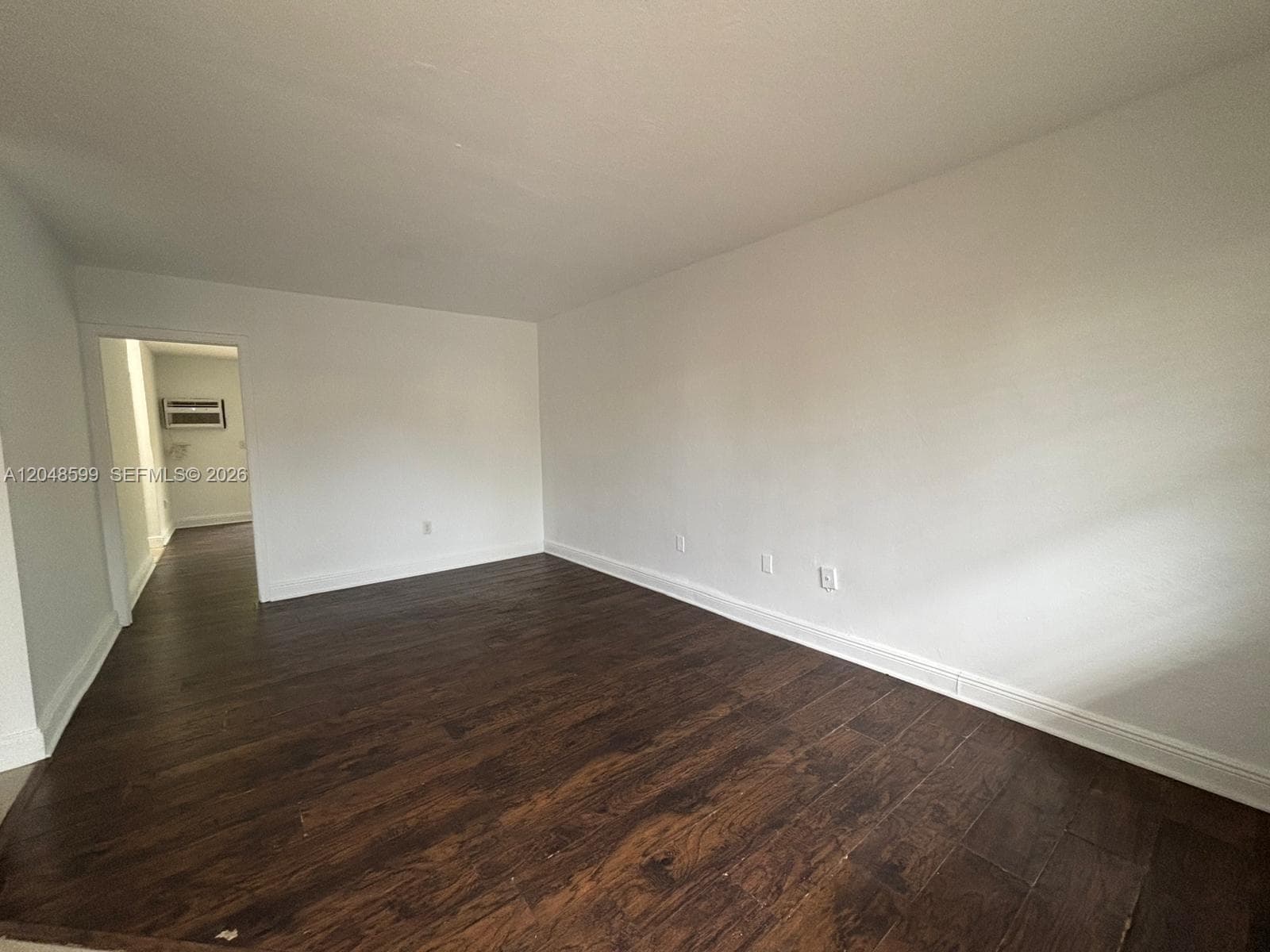 1860 Venice Park Dr 110 photo 8