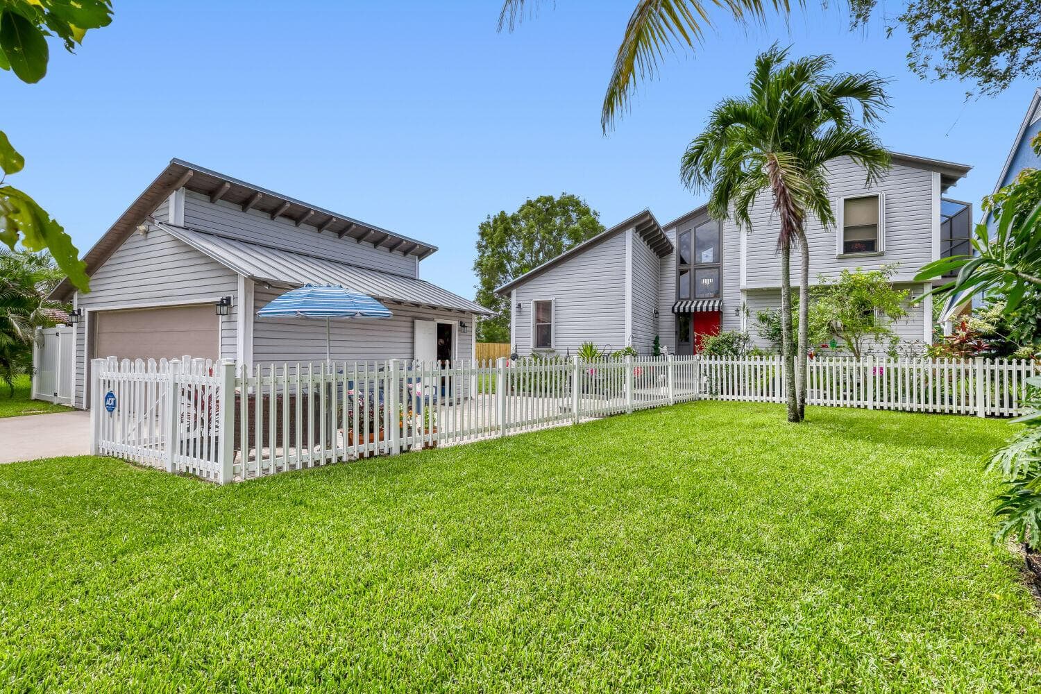 3918 Edgar Avenue photo 1