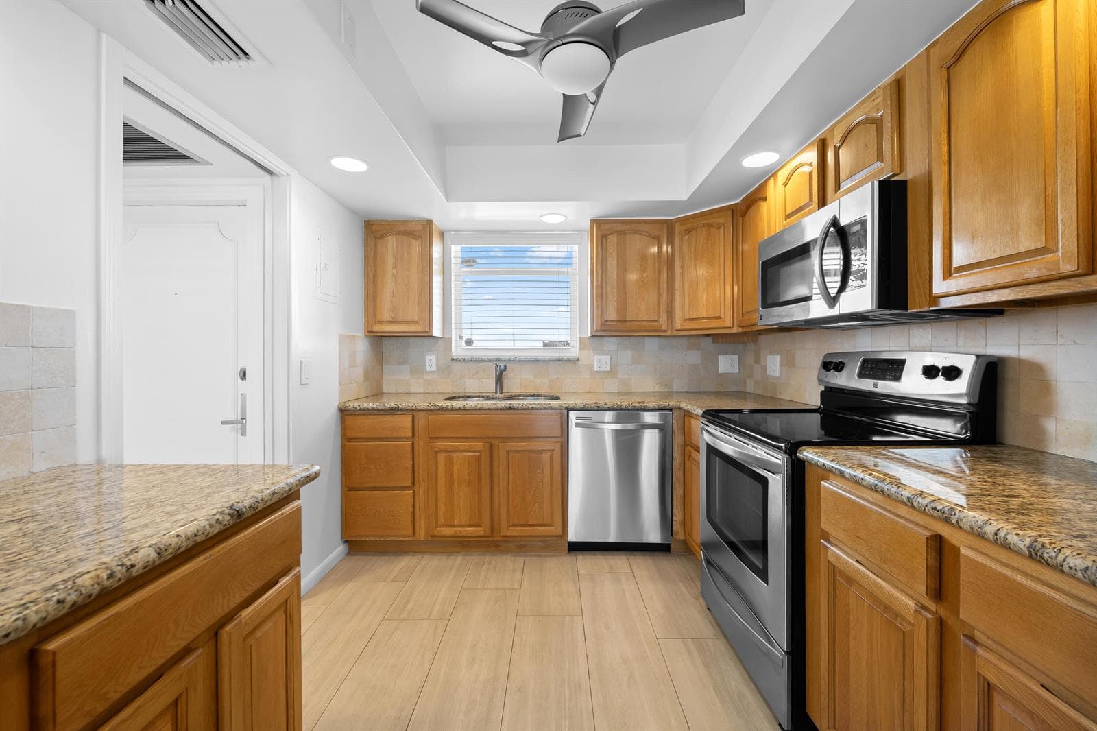 3100 NE 49th Street 1109 photo 12