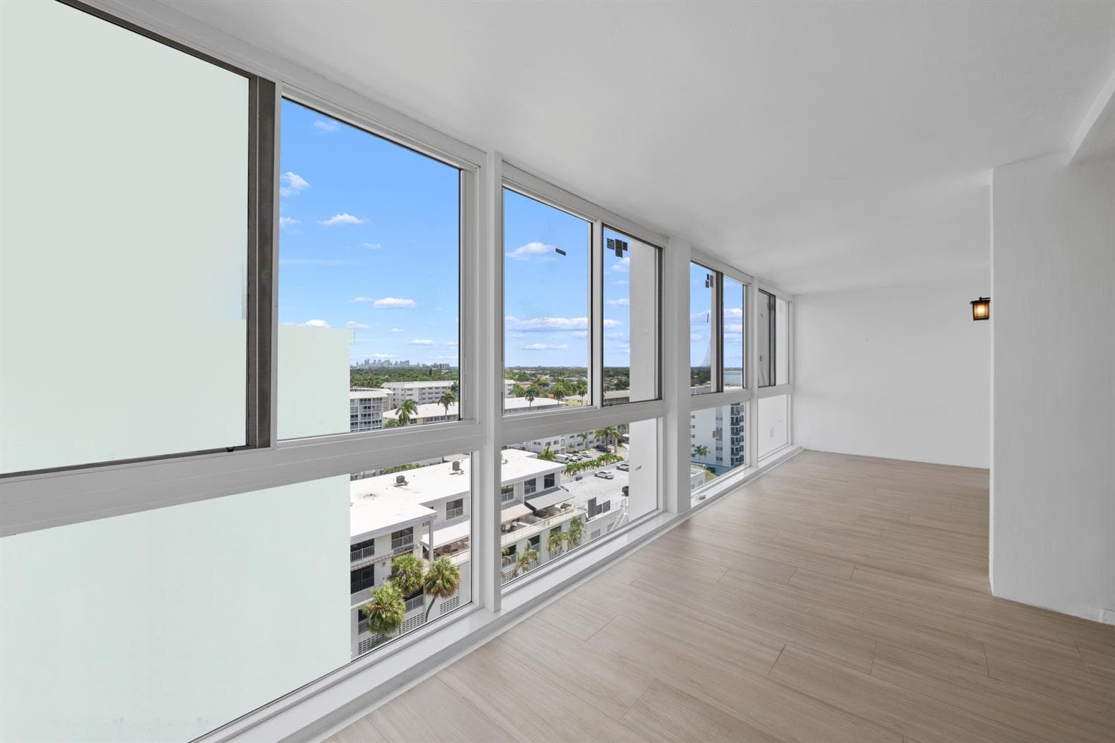 3100 NE 49th Street 1109 photo 14