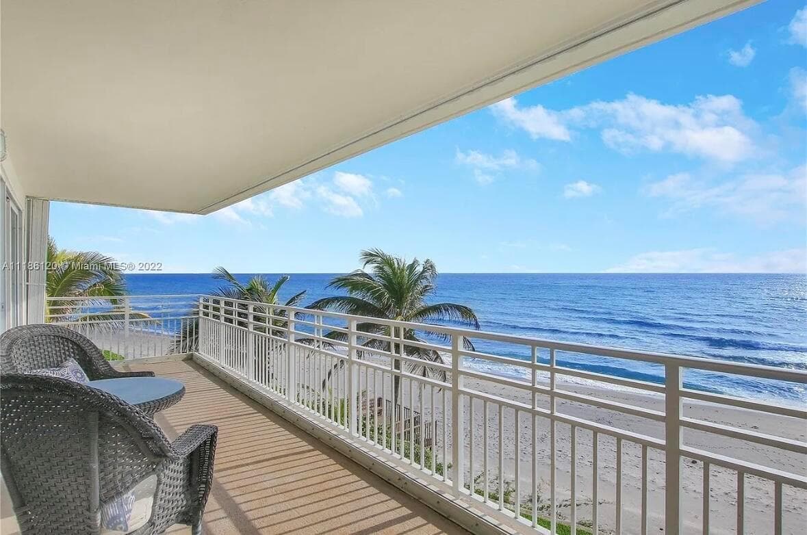 350 S Beach Road 401 photo 1