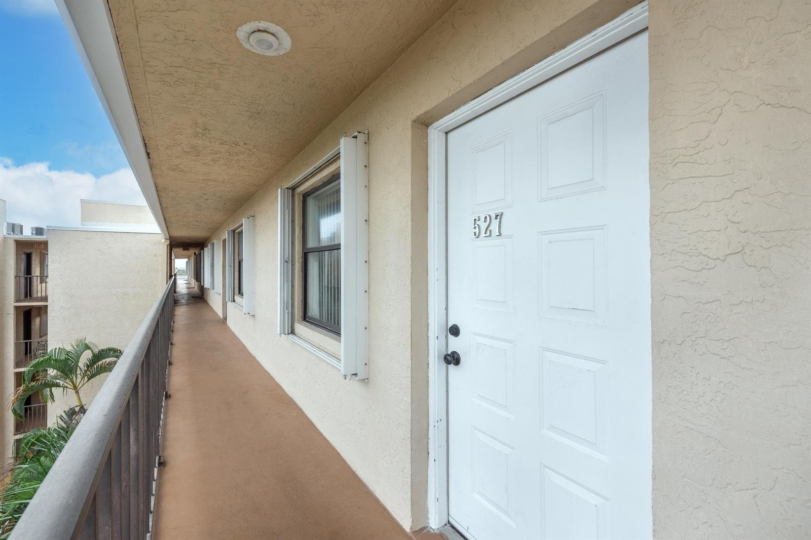 896 N Federal Highway 527 photo 14