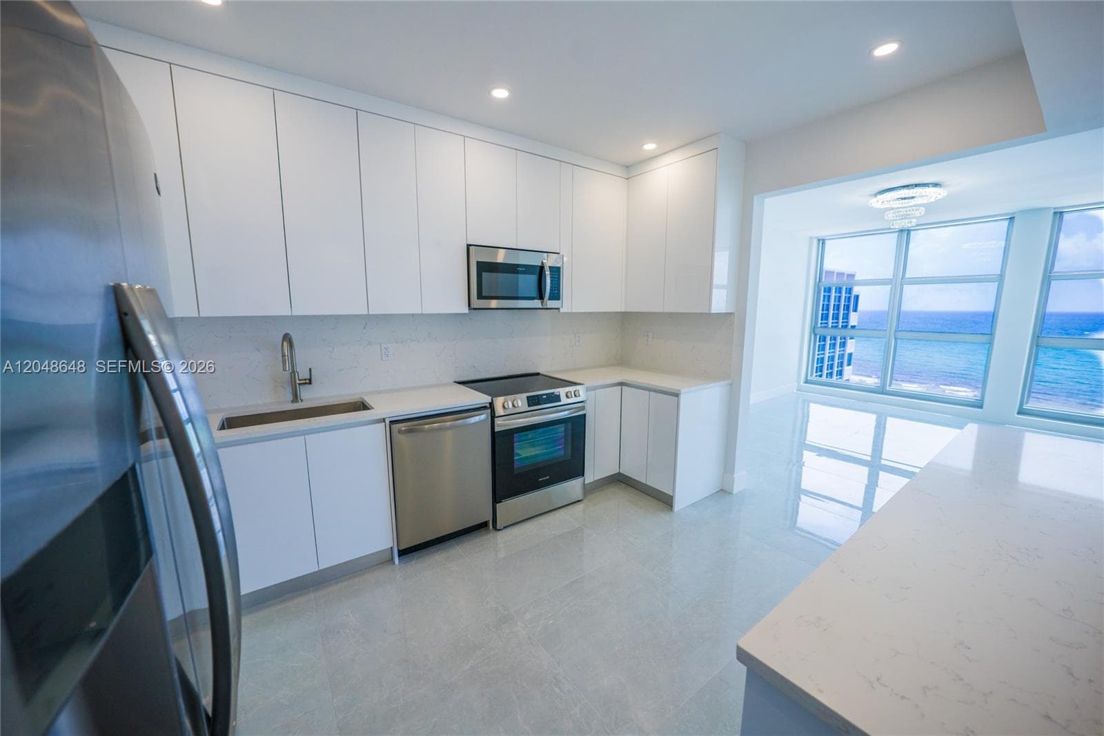 5055 Collins Ave 14H photo 22