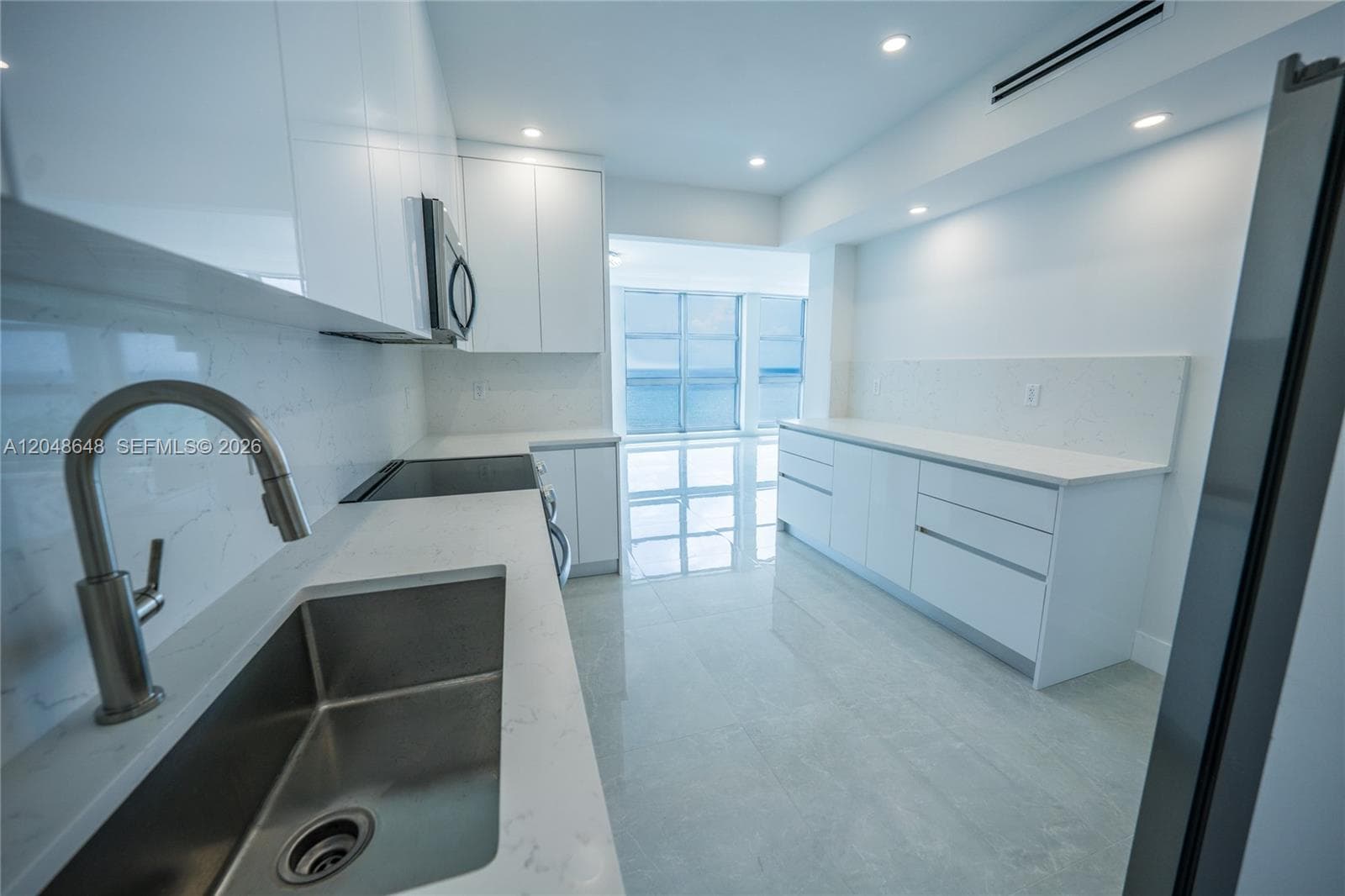5055 Collins Ave 14H photo 24