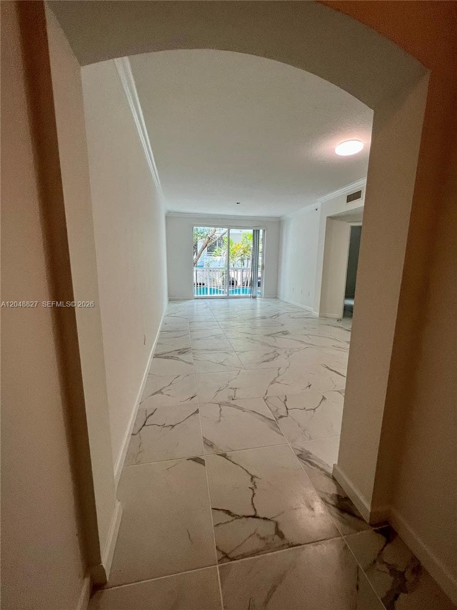 9172 Collins Ave 214 photo 5