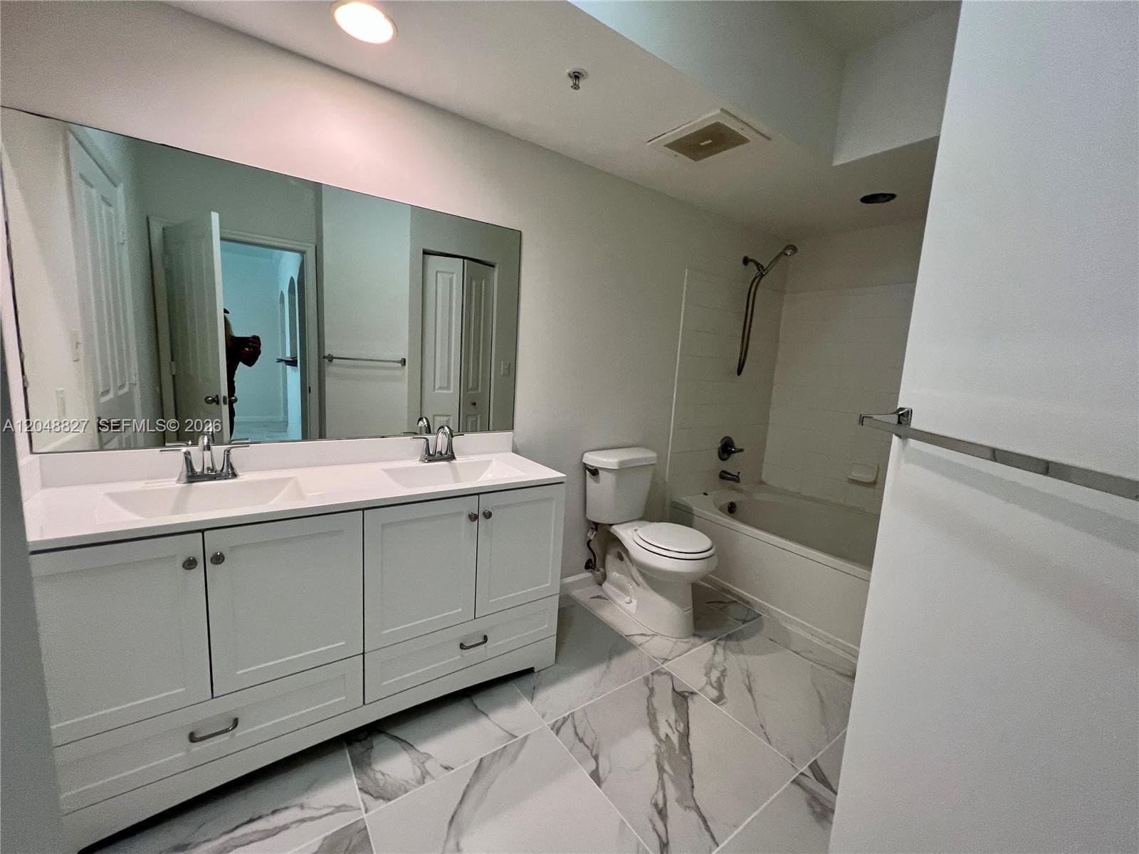 9172 Collins Ave 214 photo 18