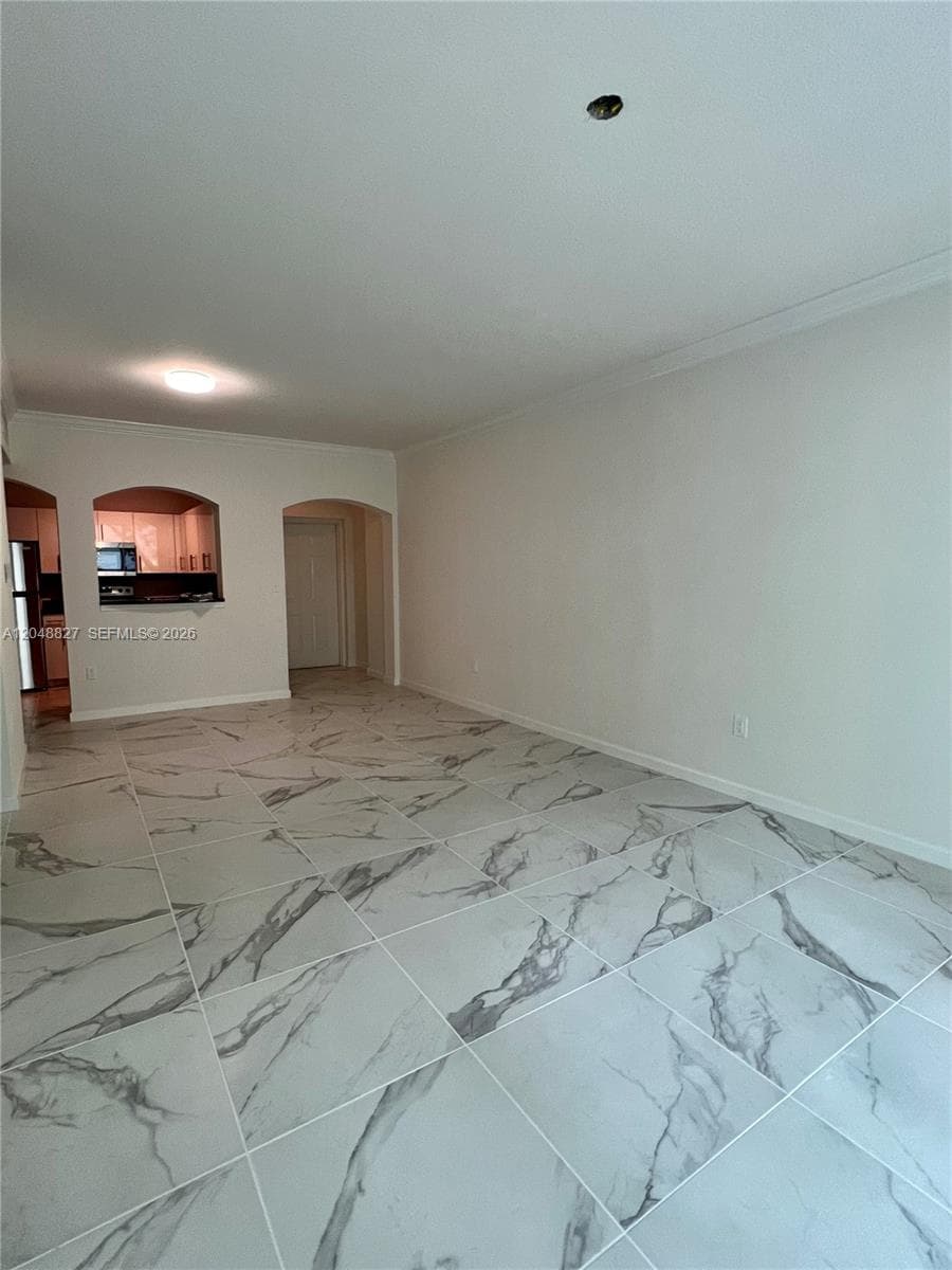 9172 Collins Ave 214 photo 8
