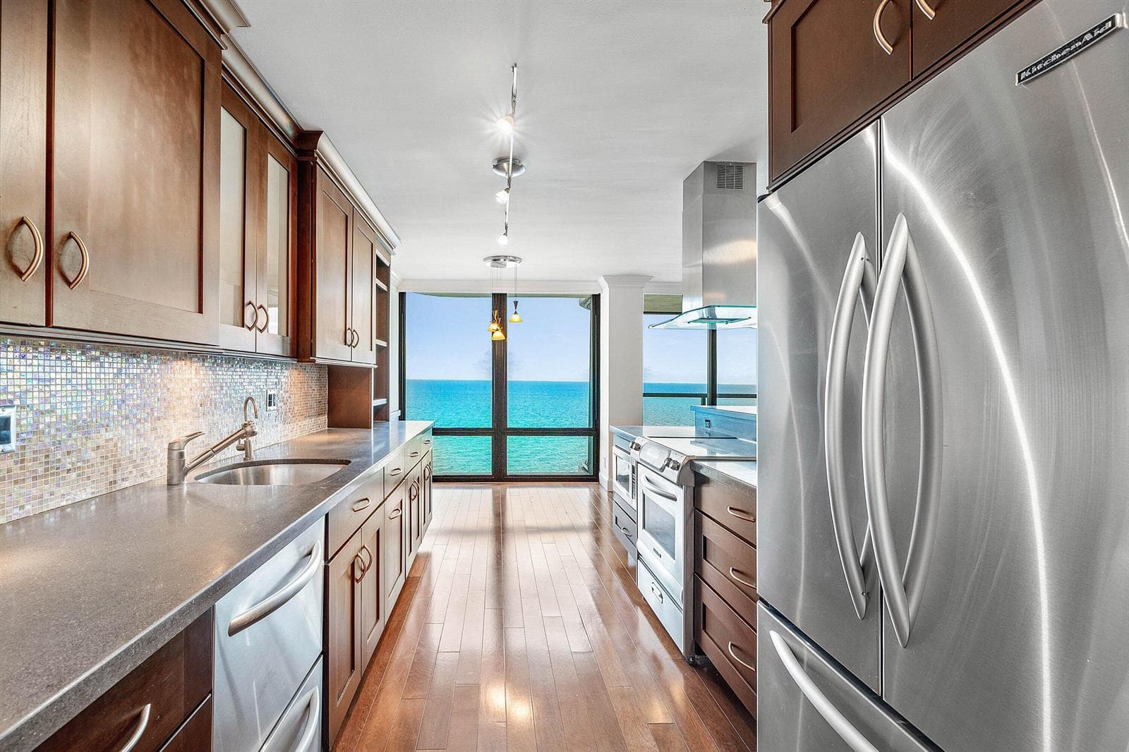 250 S Ocean Boulevard 11c photo 7