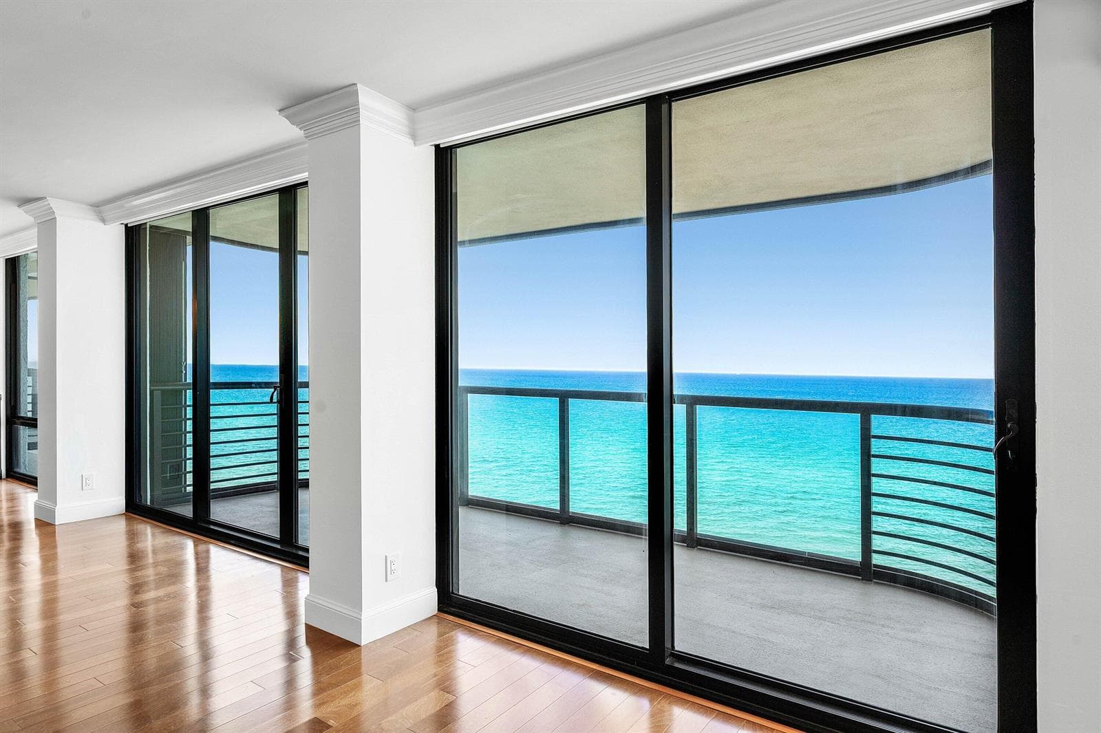 250 S Ocean Boulevard 11c photo 4