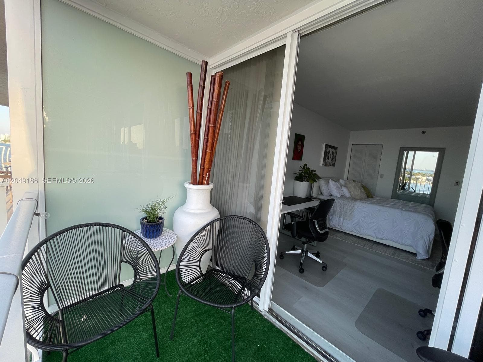7601 E Treasure Dr 1017 photo 22