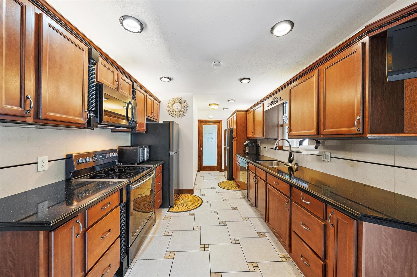 1005 Mohawk Street photo 6