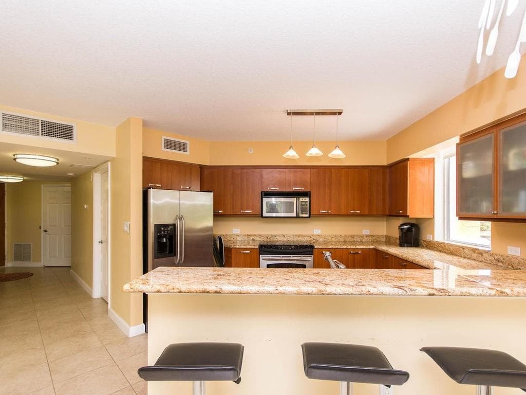 2001 N Ocean Boulevard 202 photo 6