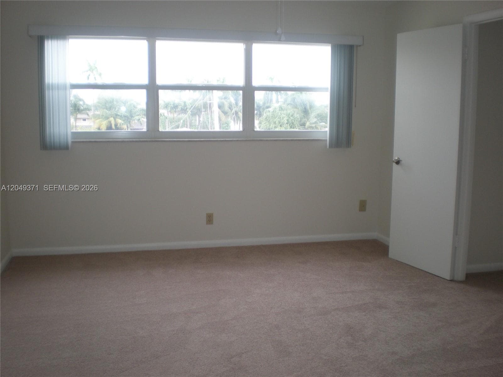 303 photo 9
