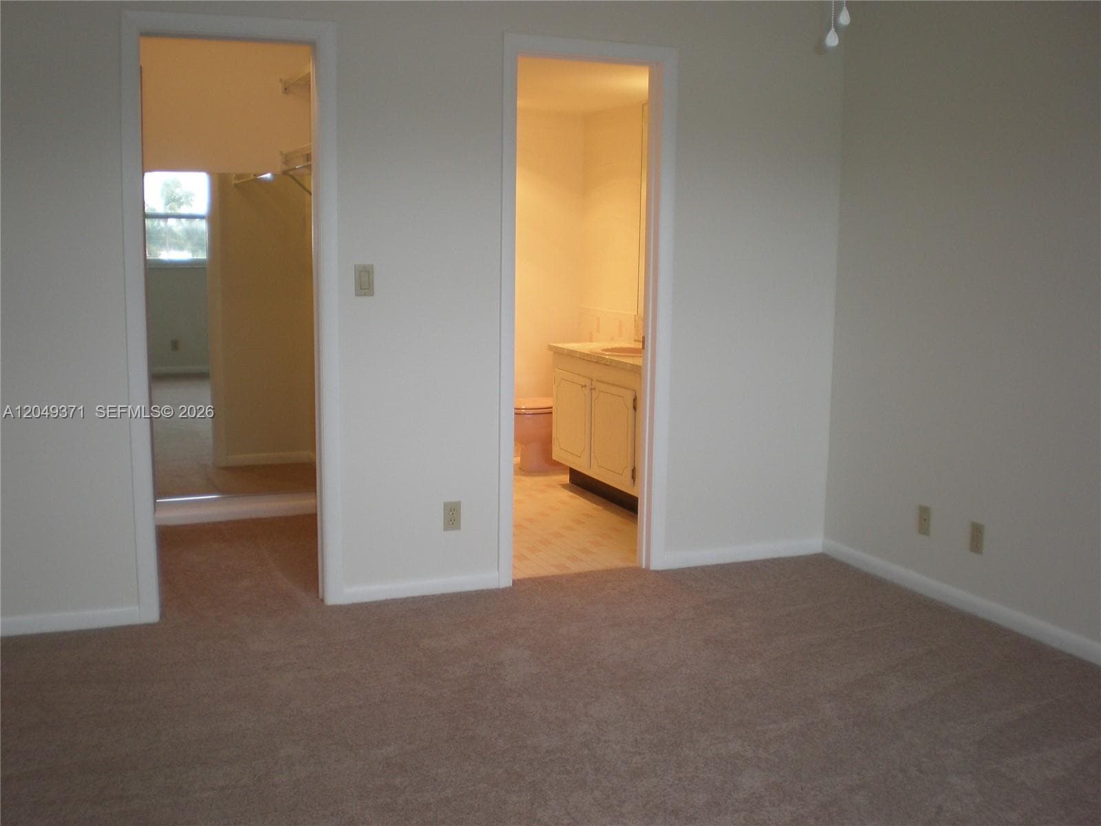 303 photo 8