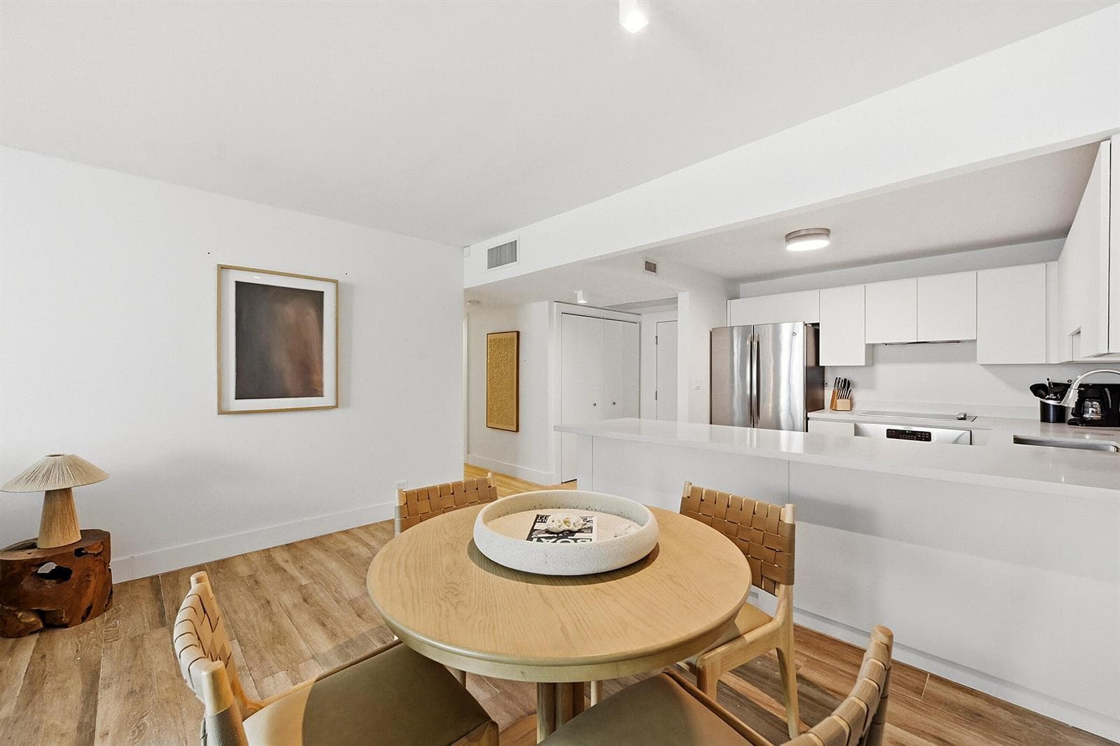 2301 Collins Avenue 1205 photo 12
