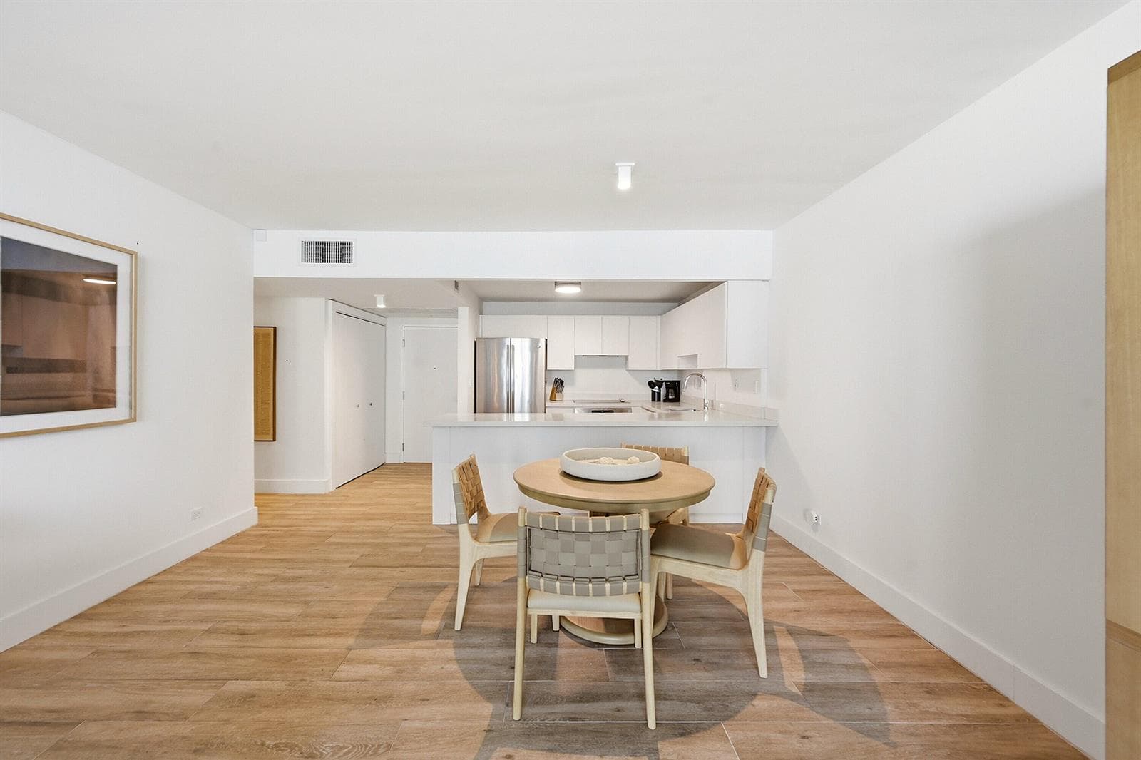 2301 Collins Avenue 1205 photo 11