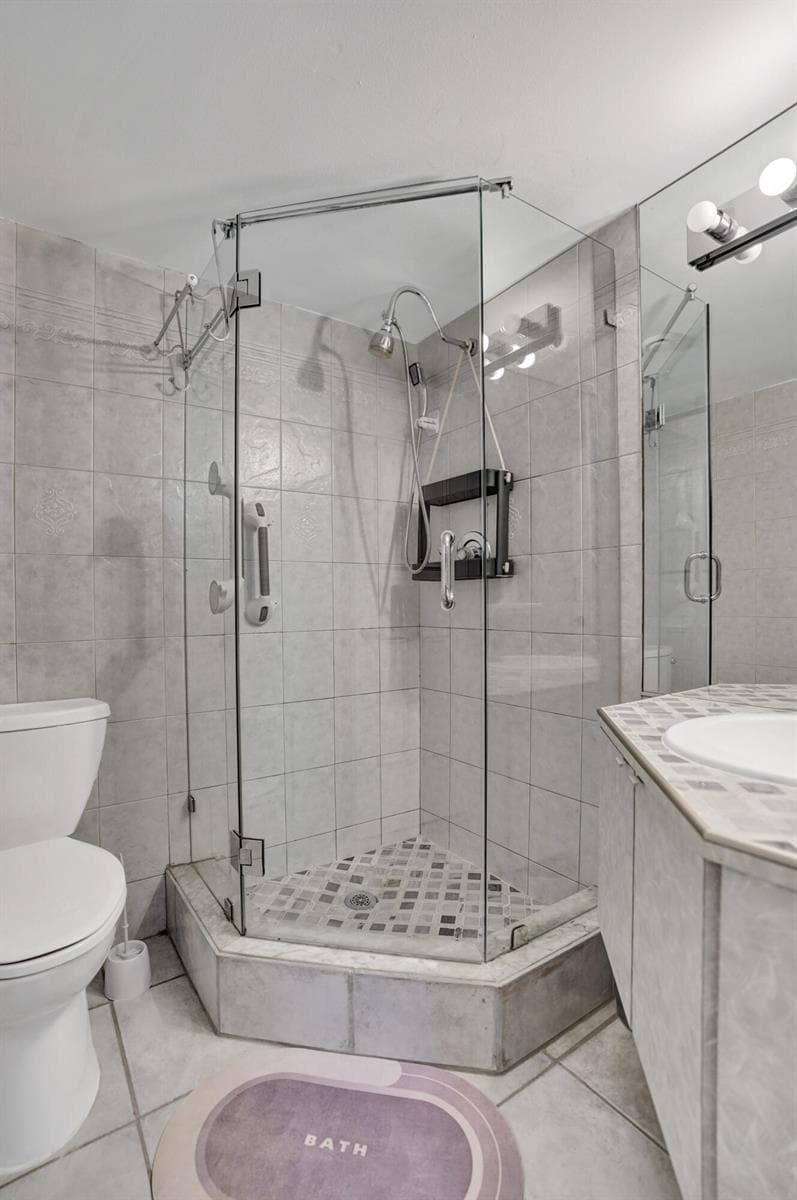 1391 S Ocean Boulevard photo 14