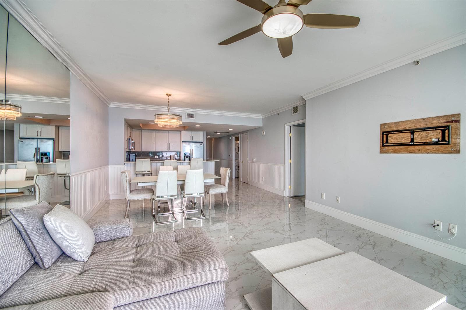 2650 Lake Shore Drive 2303 photo 15