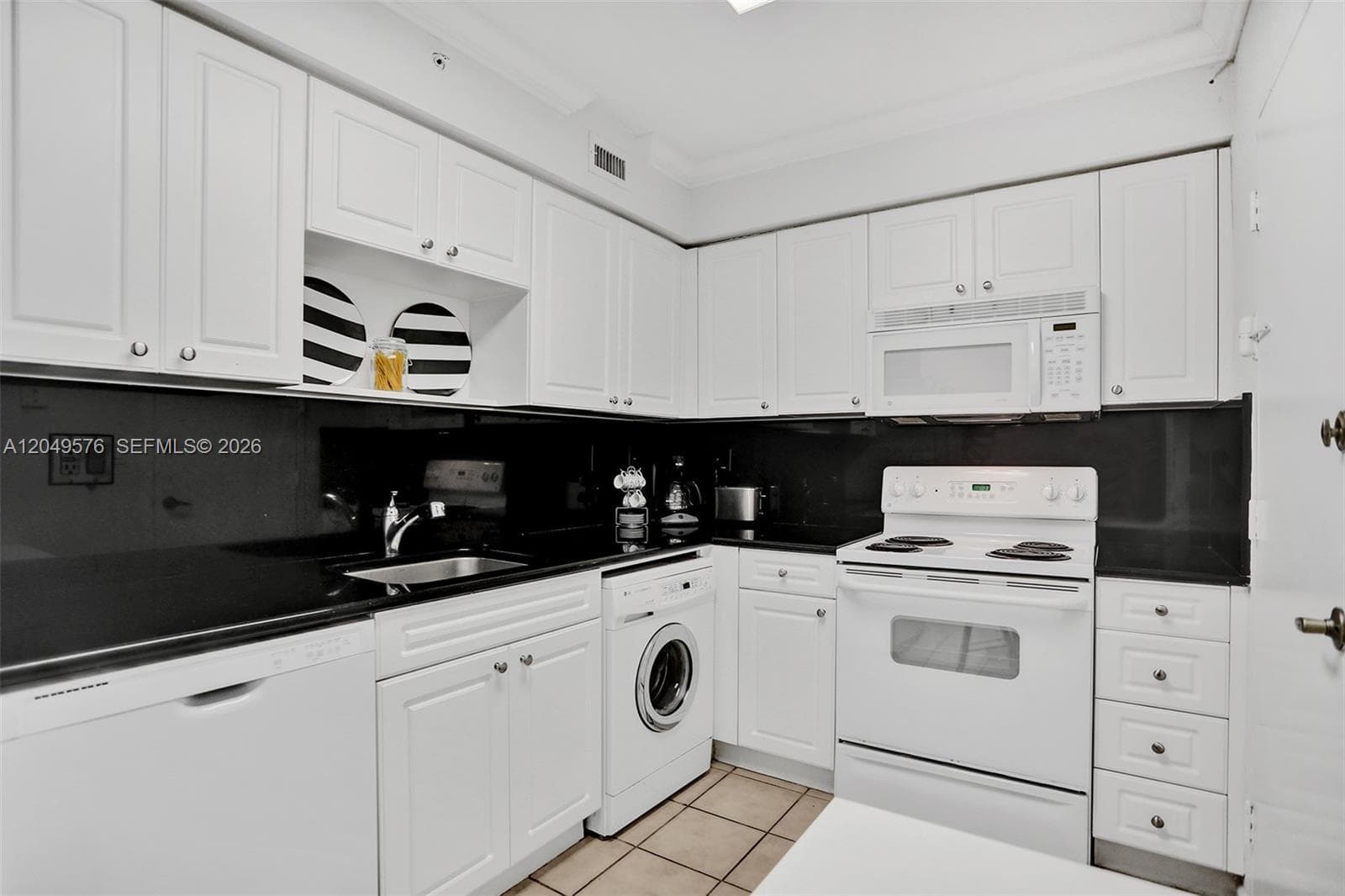 2501 S Ocean Dr 531 (available Sept 10) photo 10