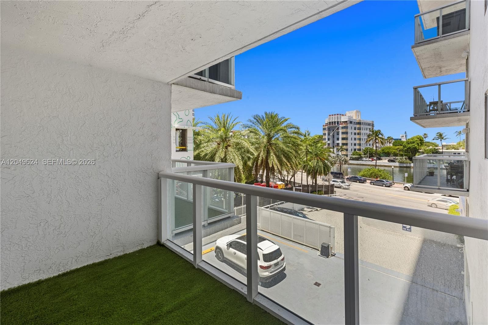 2457 Collins Ave 307 photo 20
