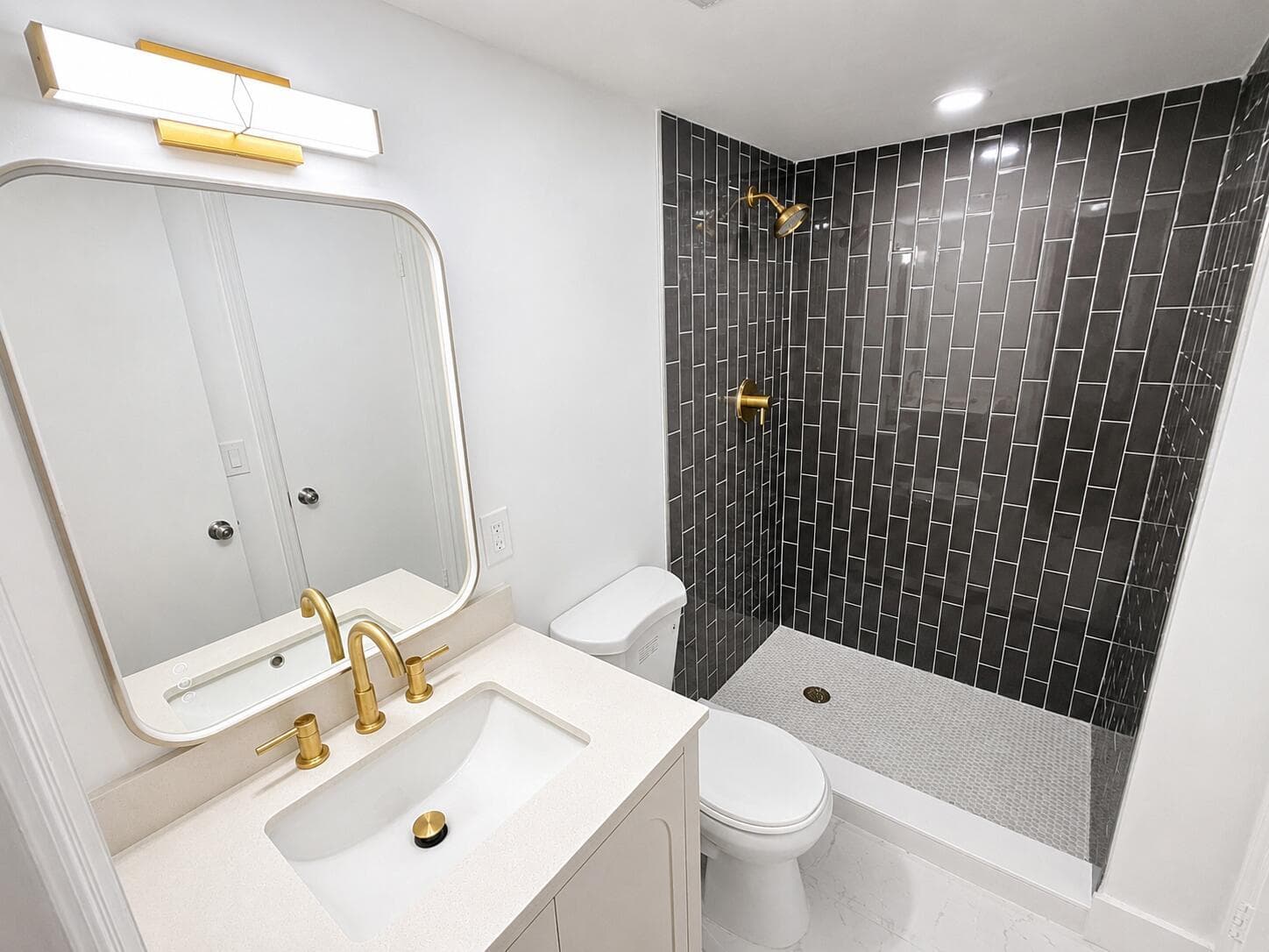1505 N Riverside Drive 508 photo 13