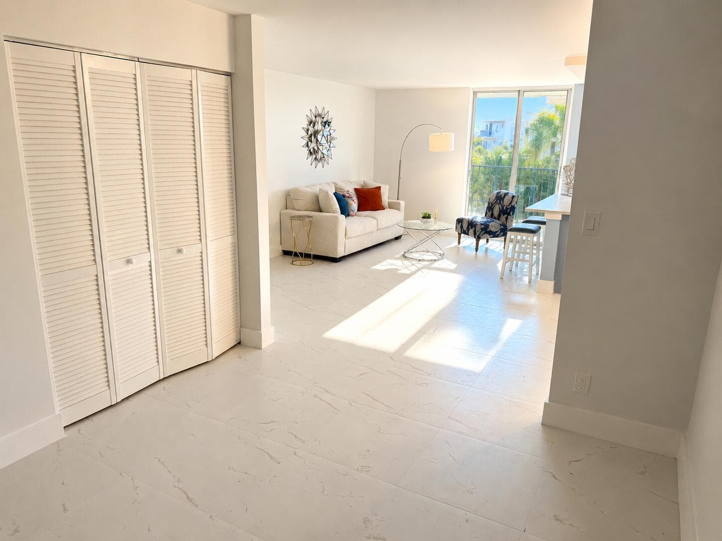 1505 N Riverside Drive 508 photo 12
