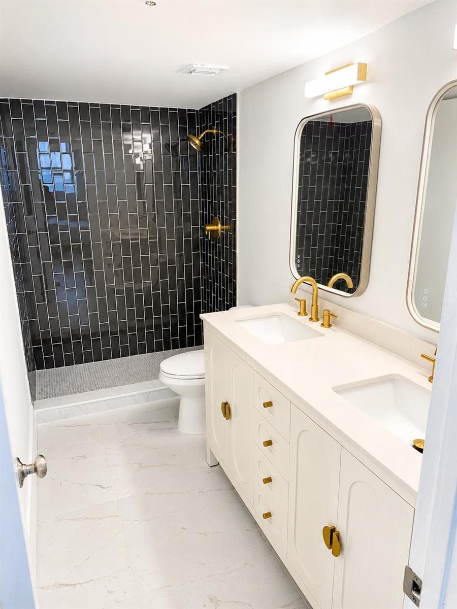 1505 N Riverside Drive 508 photo 10