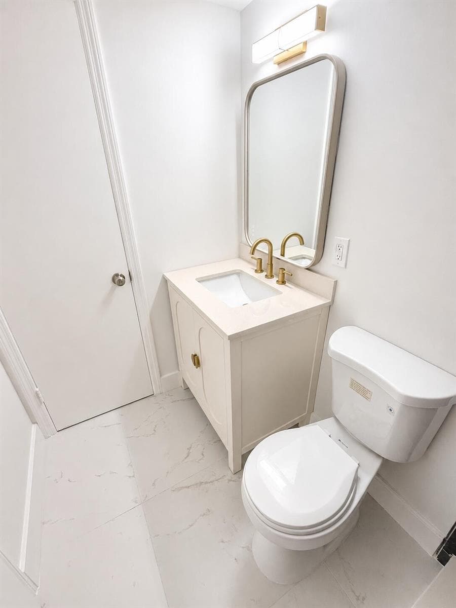 1505 N Riverside Drive 508 photo 14