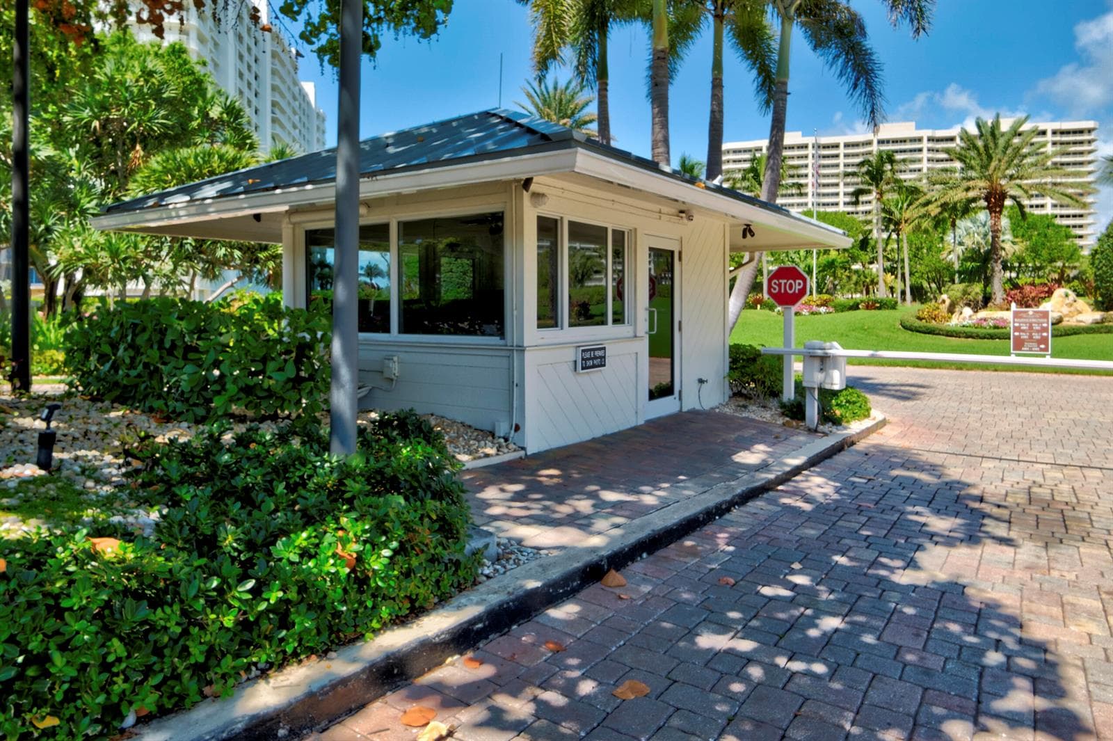 4201 N Ocean Boulevard 608 photo 11