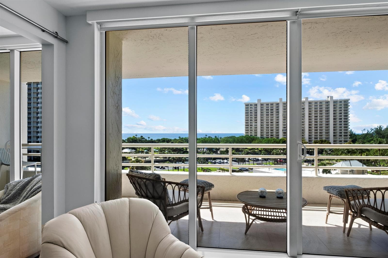 4201 N Ocean Boulevard 608 photo 25