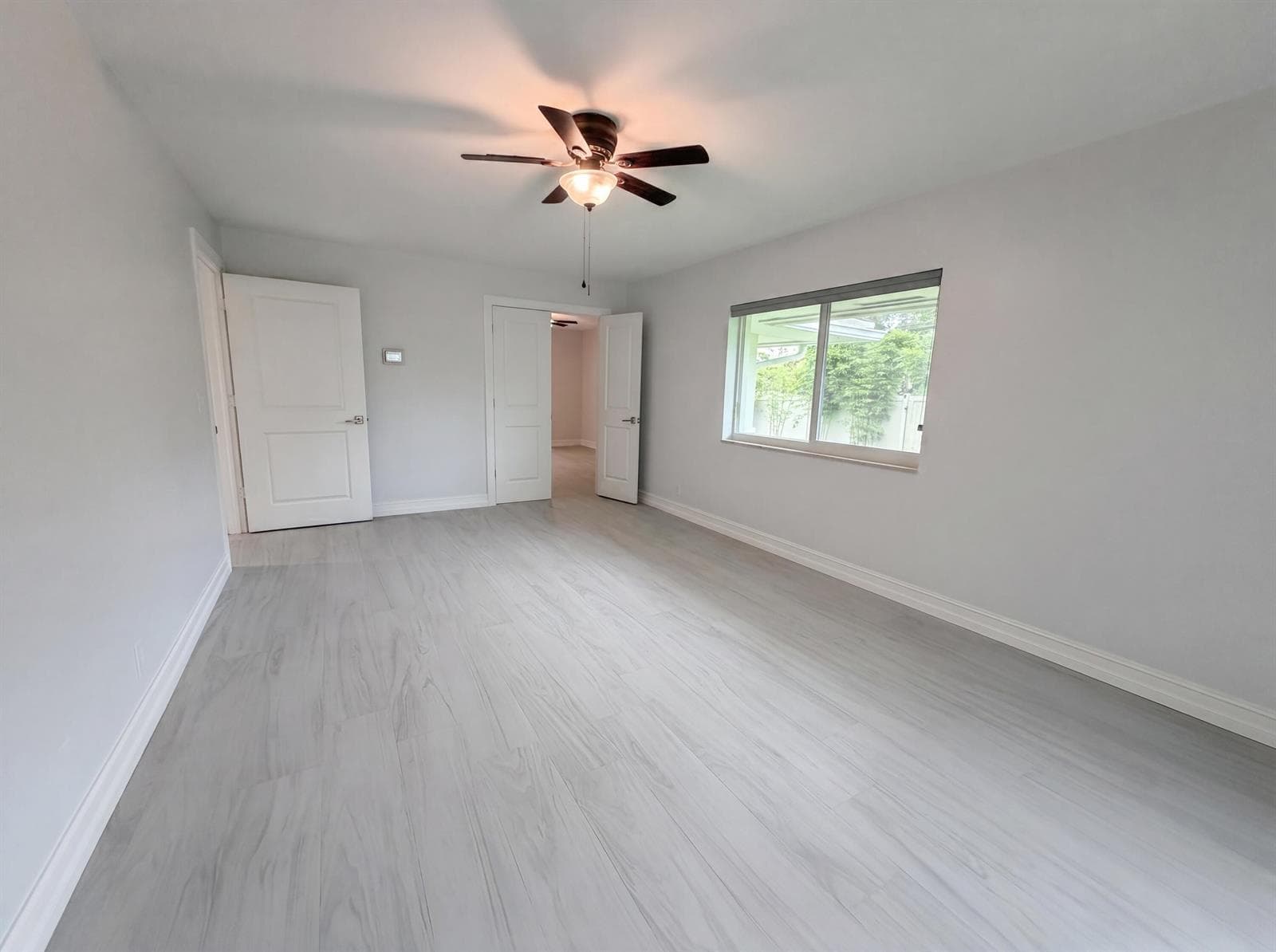 296 Wychmere Terrace photo 4
