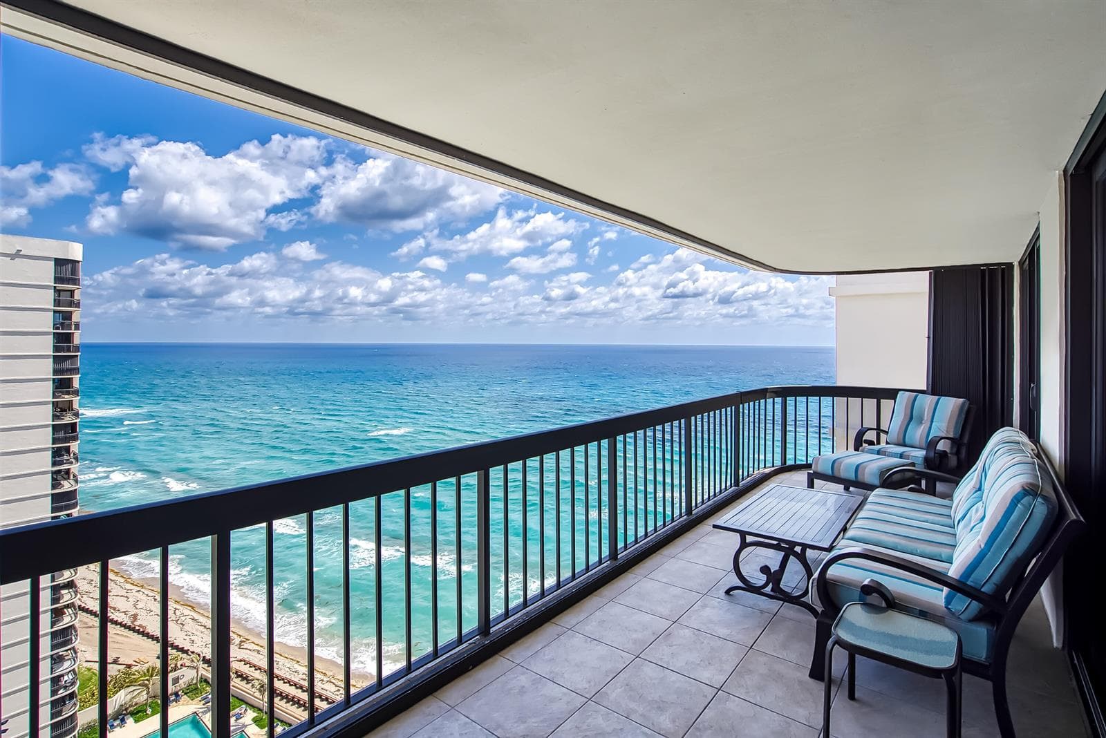 5380 N Ocean Drive 22g photo 12