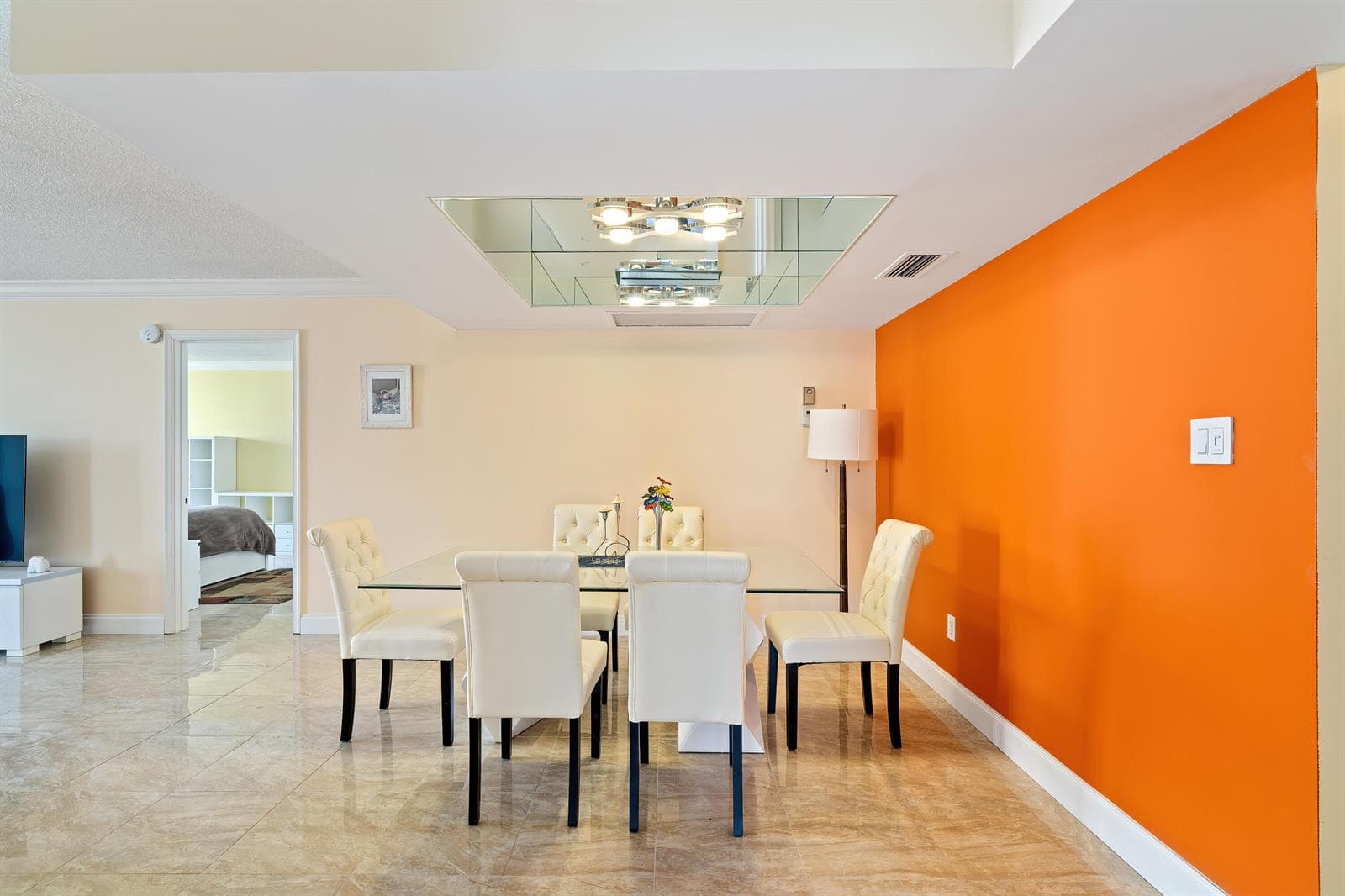 5380 N Ocean Drive 22g photo 15