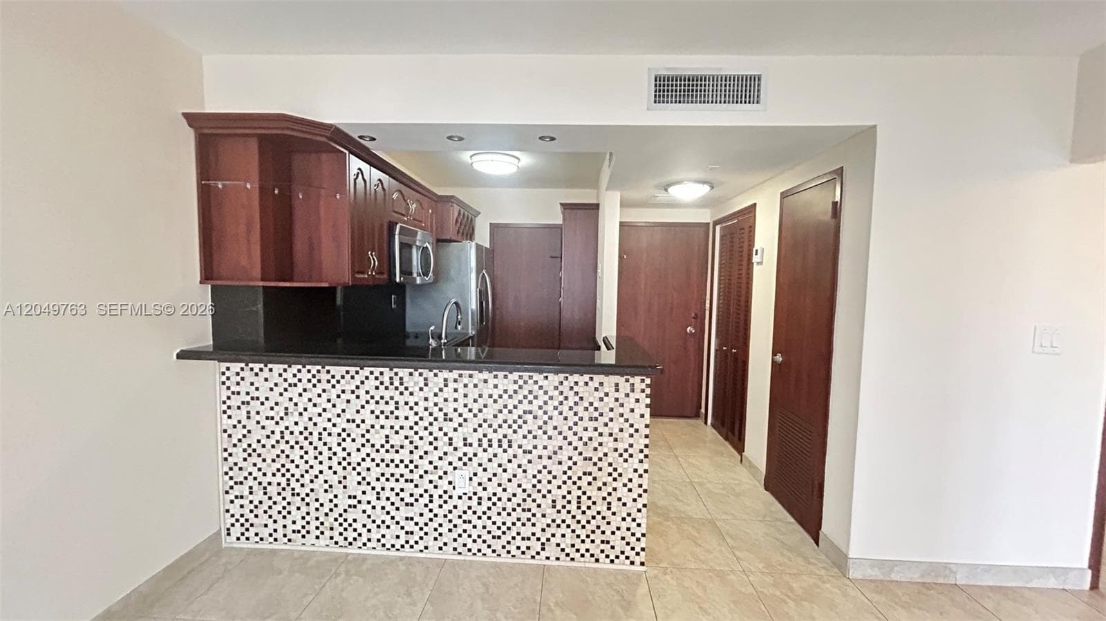 2899 Collins Ave 938 photo 3