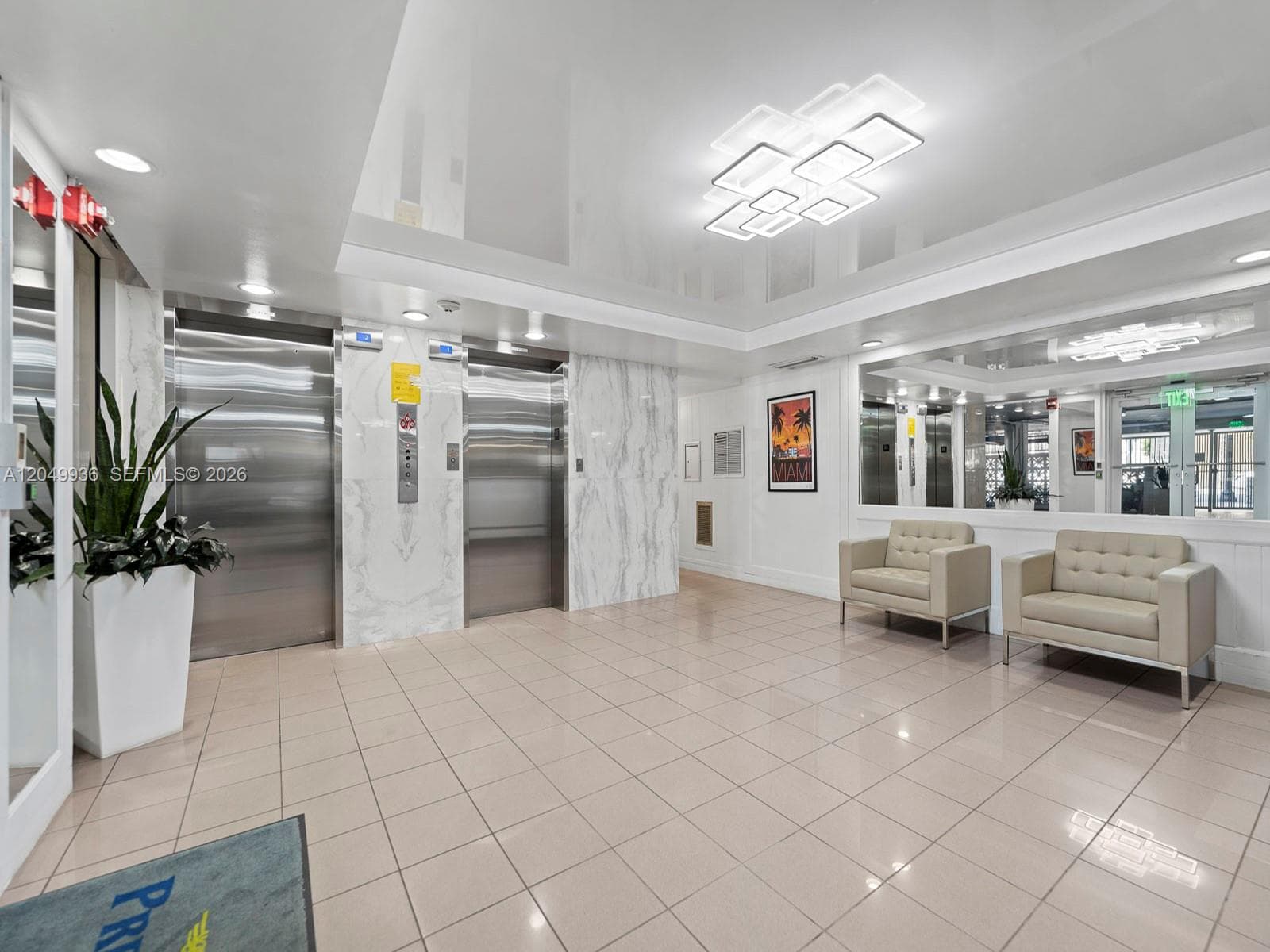 401 Ocean Dr 403 photo 25
