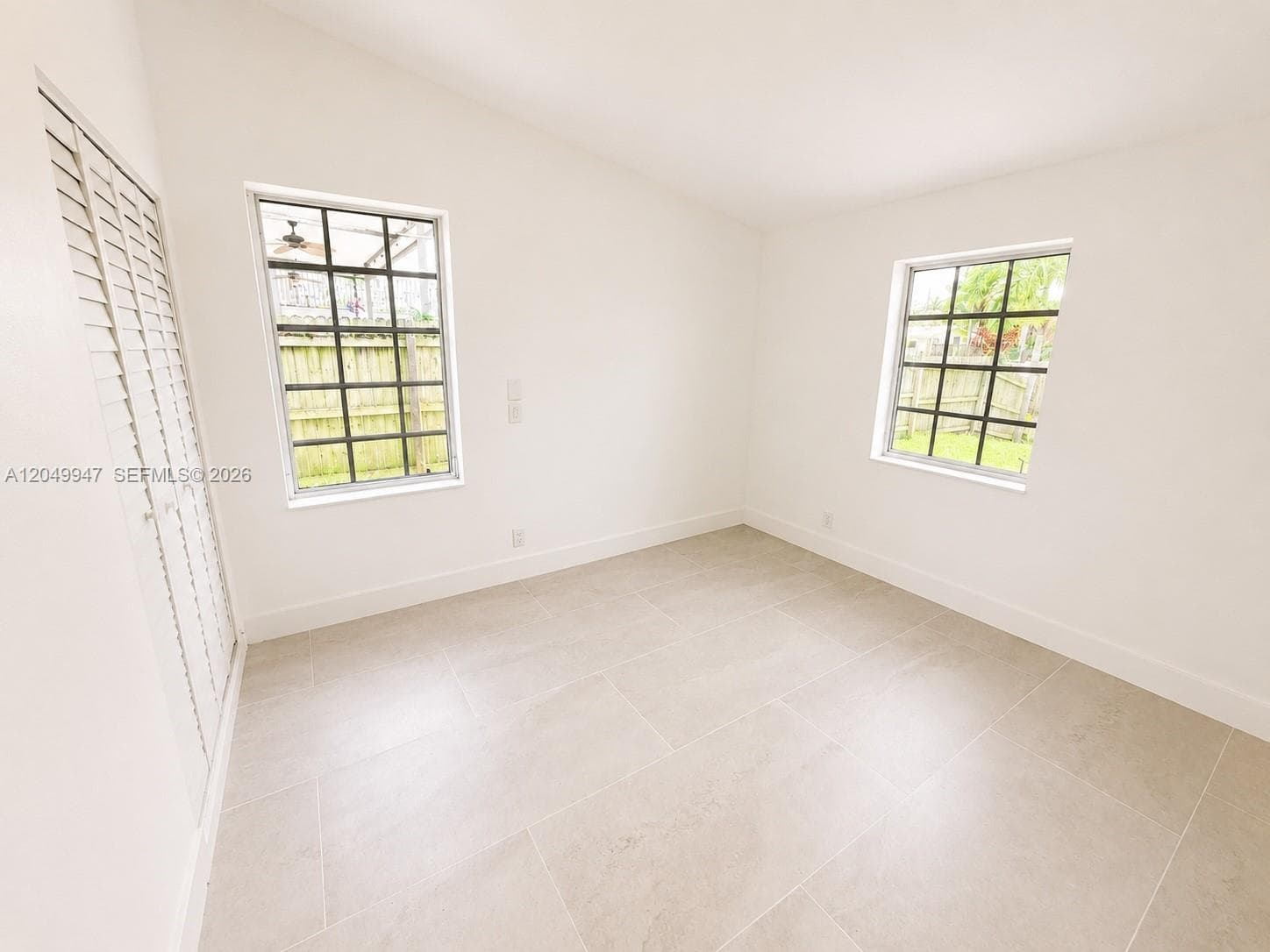 2649 Key Largo Ln . photo 24