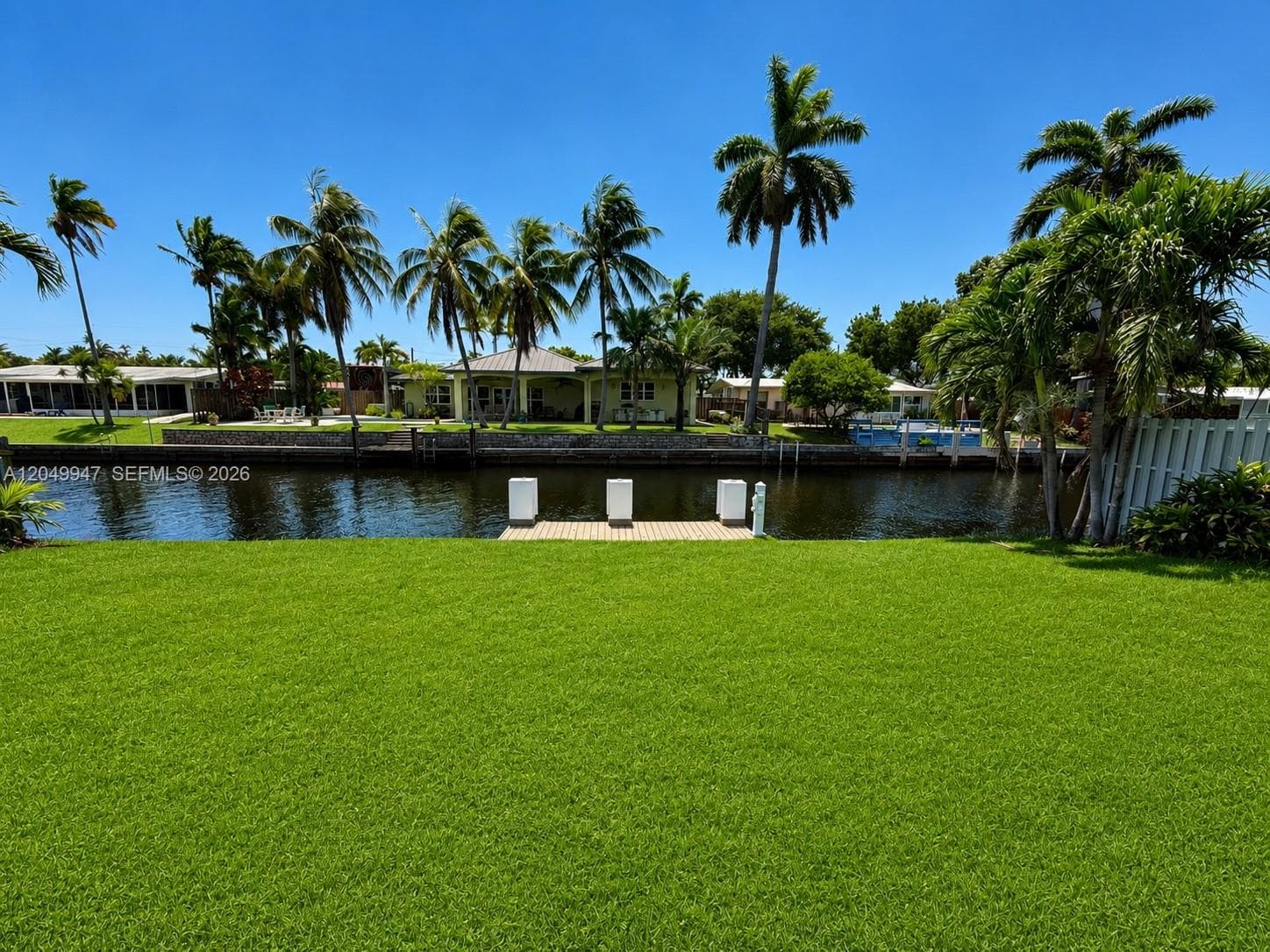 2649 Key Largo Ln . photo 8