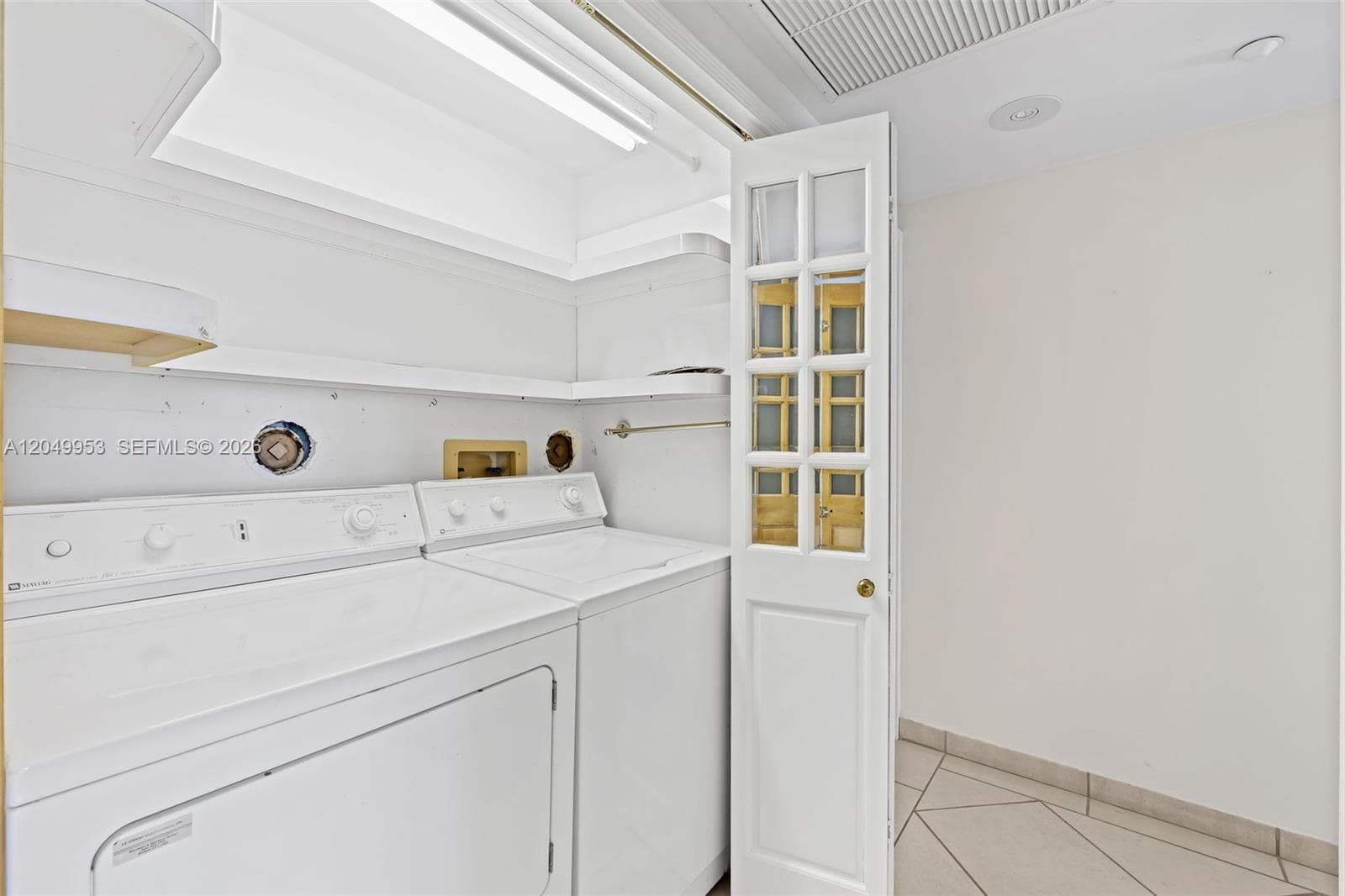 5025 Collins Ave 1707 photo 23